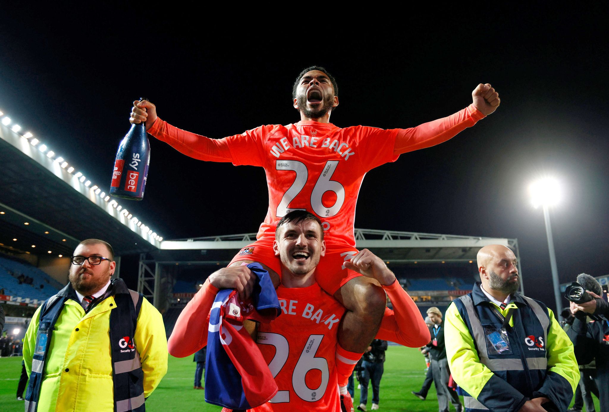 Coventry returns to the Premier after a hard draw at Blackburn