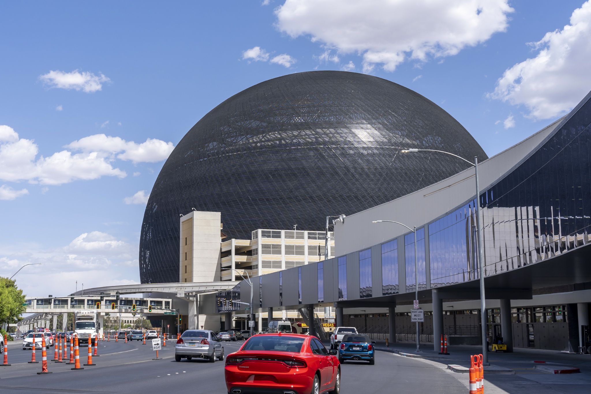 Cellphone footage appears to show Alex Honnold climbing Las Vegas' Sphere