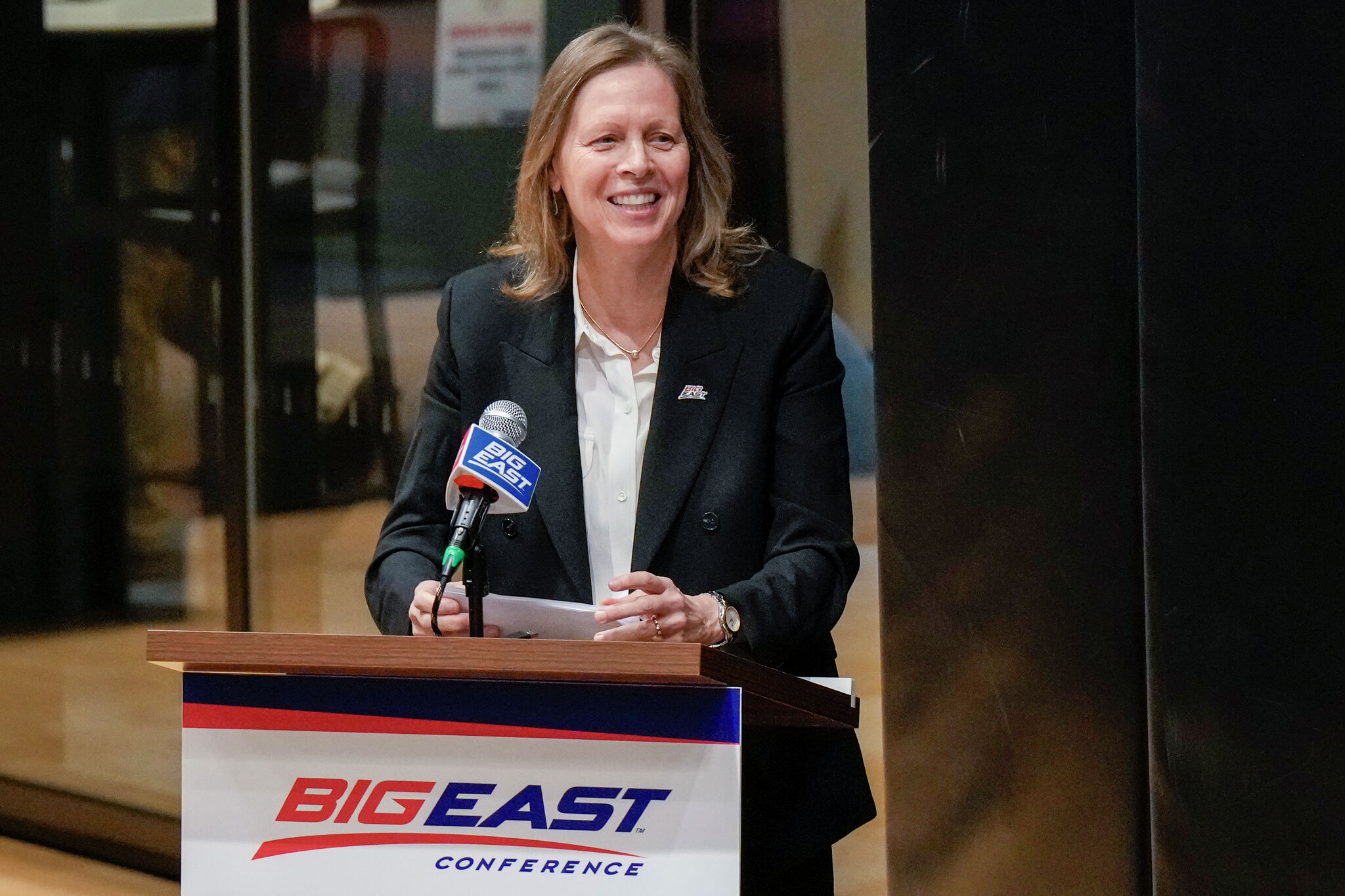 Val Ackerman, who helped guild UConn's return to the Big East, retiring after 13 years as commissioner