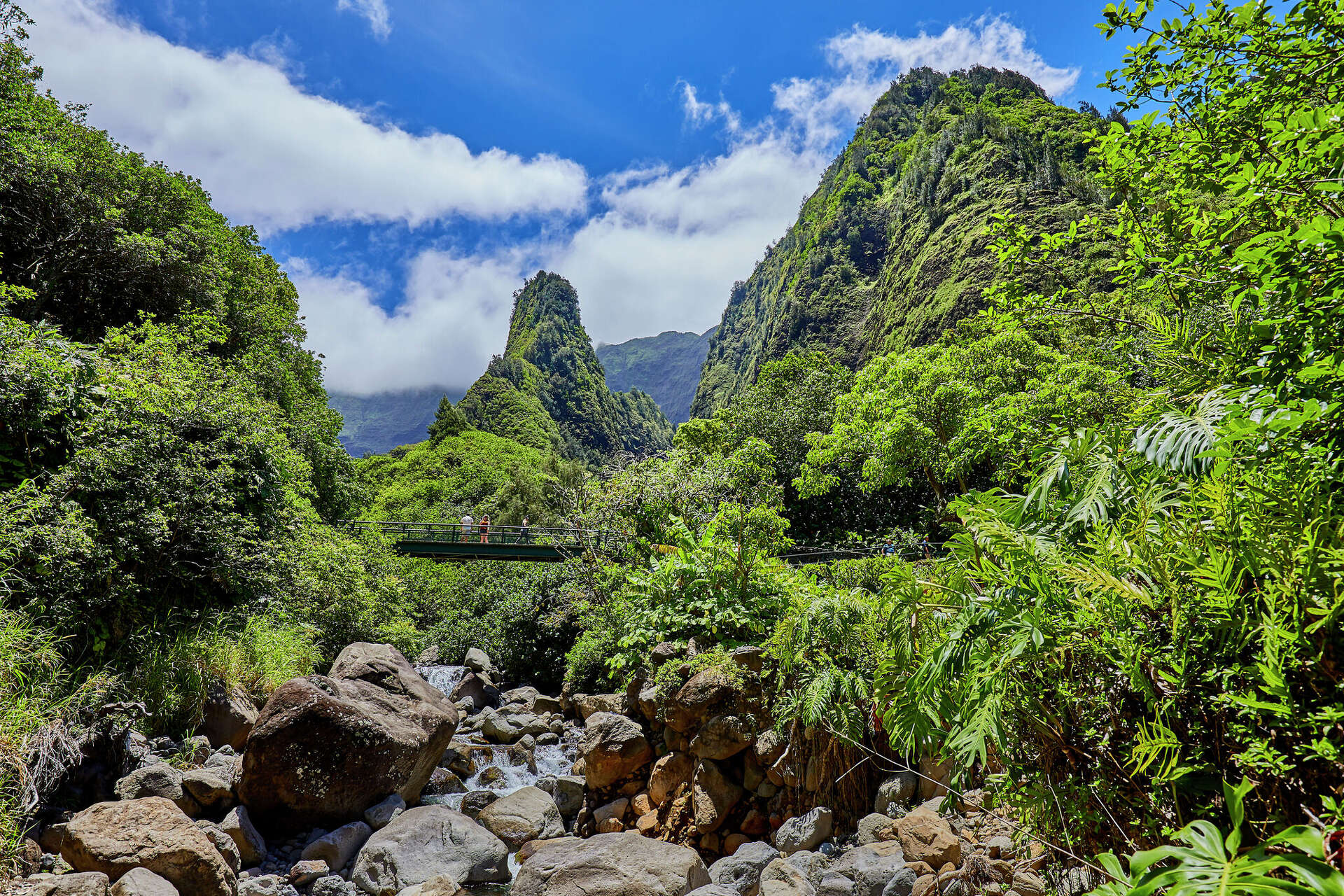 Hawaii's Iao Valley Closes for Bridge Upgrades