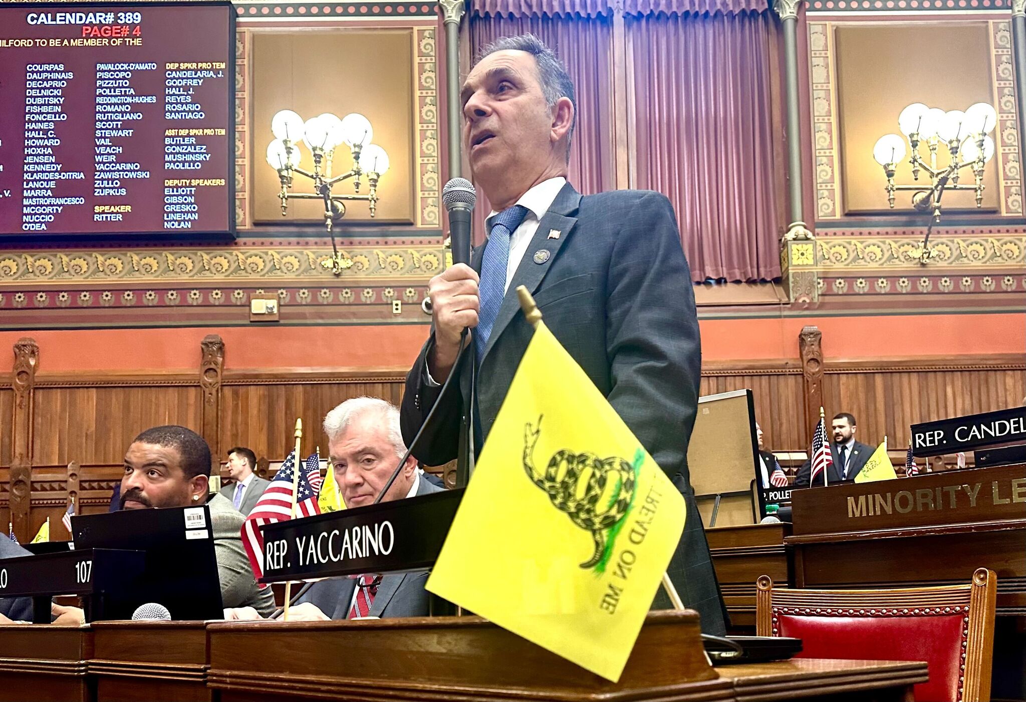 CT GOP lawmakers display Gadsden flags in House protest over chamber rules