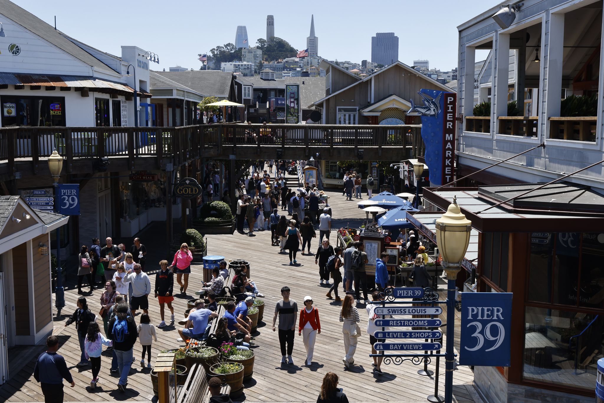 sfchronicle.com - Roland Li - S.F., California tourism spending jumps in 2025 despite $1 billion less from international visitors