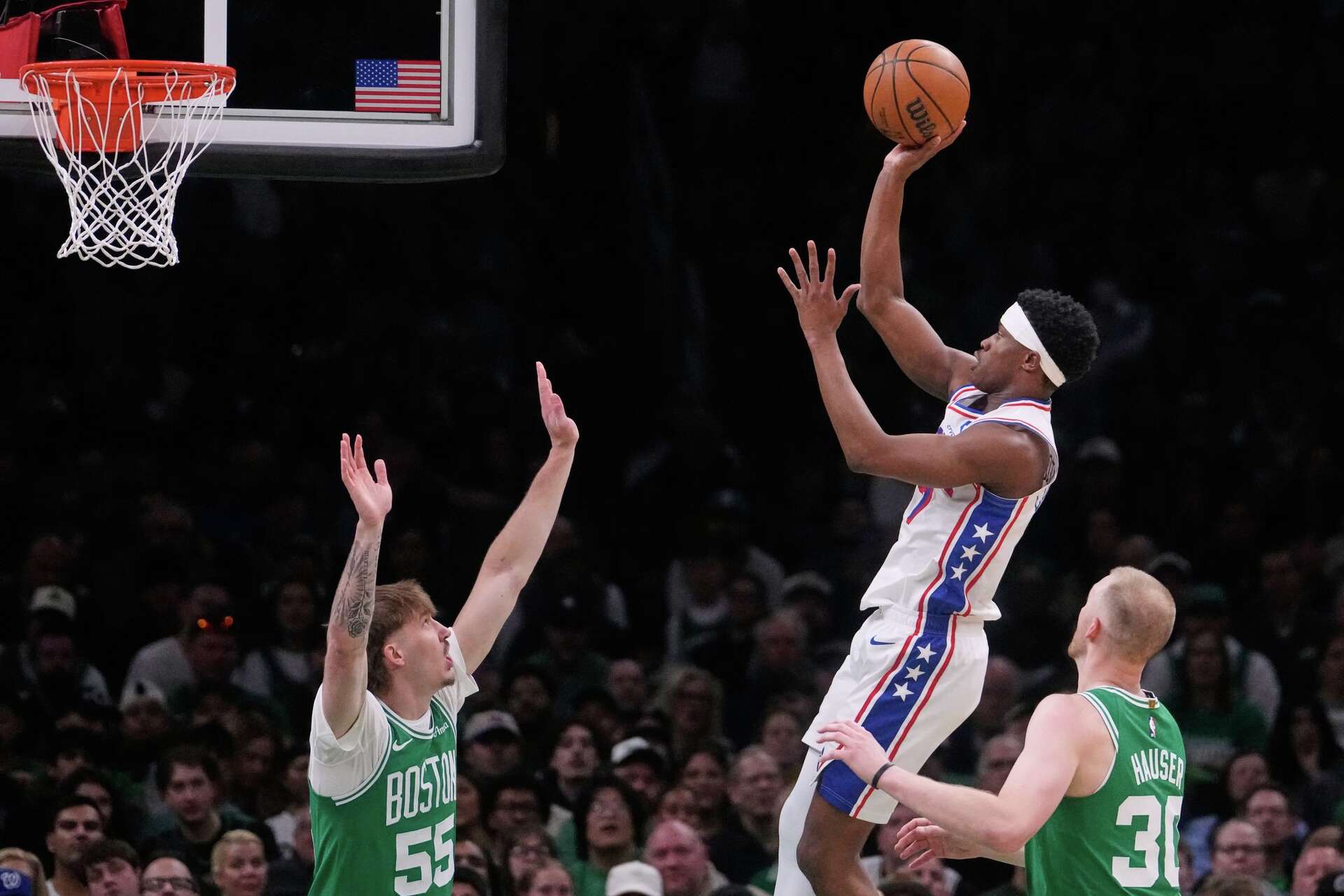 With a wink, 76ers rookie V.J. Edgecombe has quickly found his With a wink, 76ers rookie V.J. Edgecombe has quickly found his