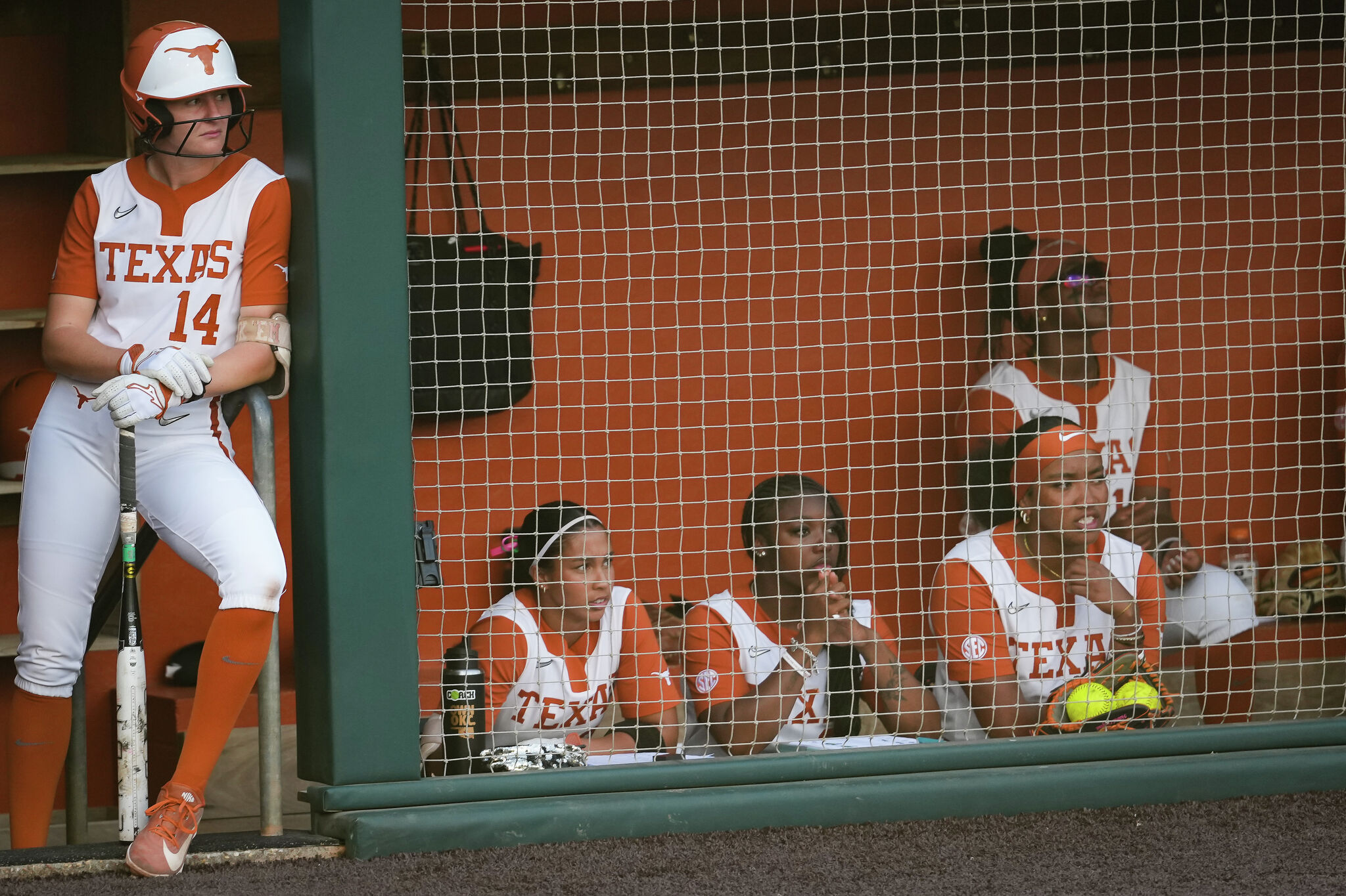 How to Watch Texas vs. Alabama in the SEC Softball Tournament Championship