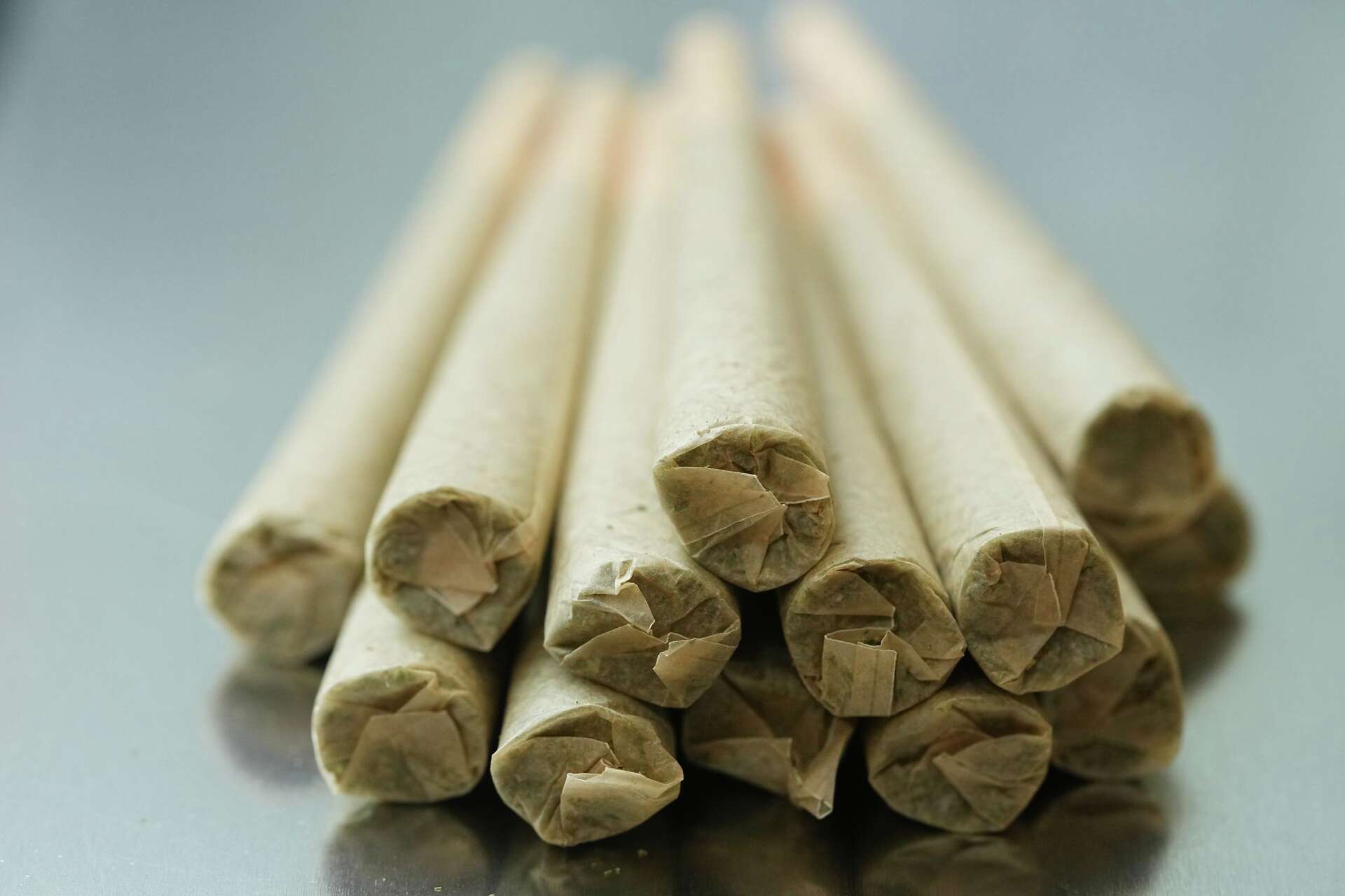 gifts for cigarette smokers 5 Great Gifts for the Modern Smoker