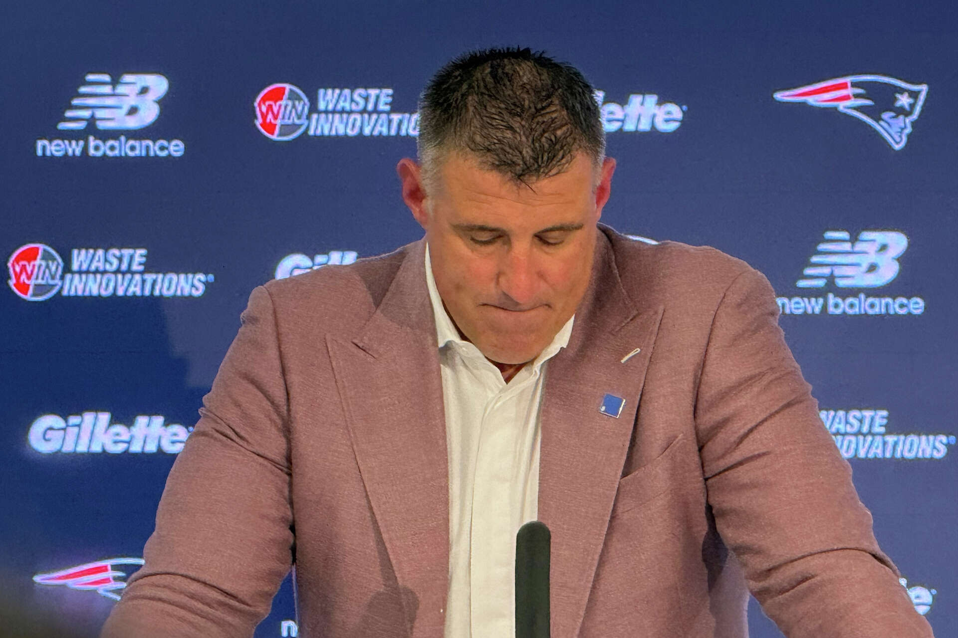 Mike Vrabel says he takes accountability for distraction, doesn't address specifics