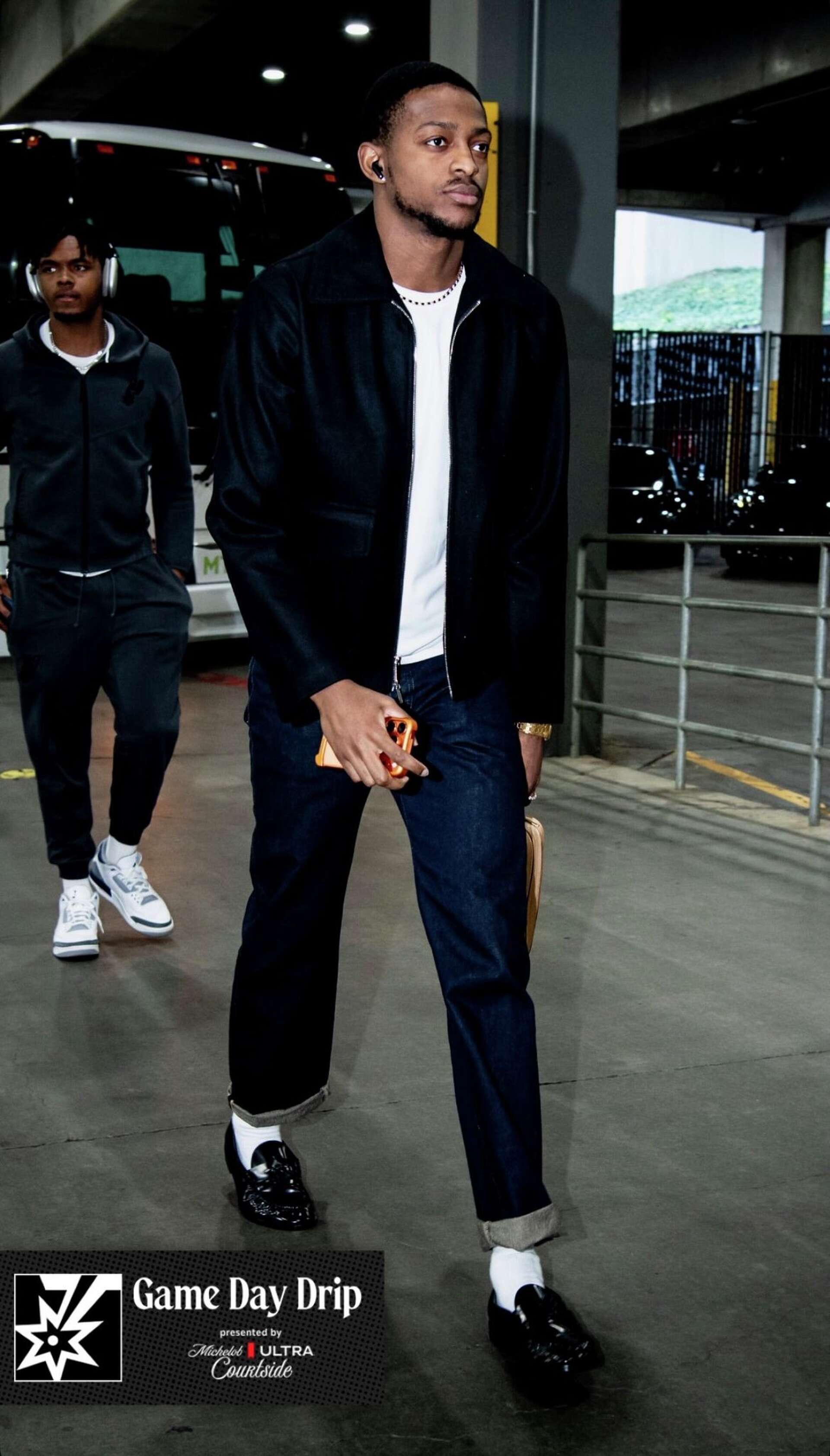 Spurs players put on unique denim looks ahead of Game 3 vs Blazers