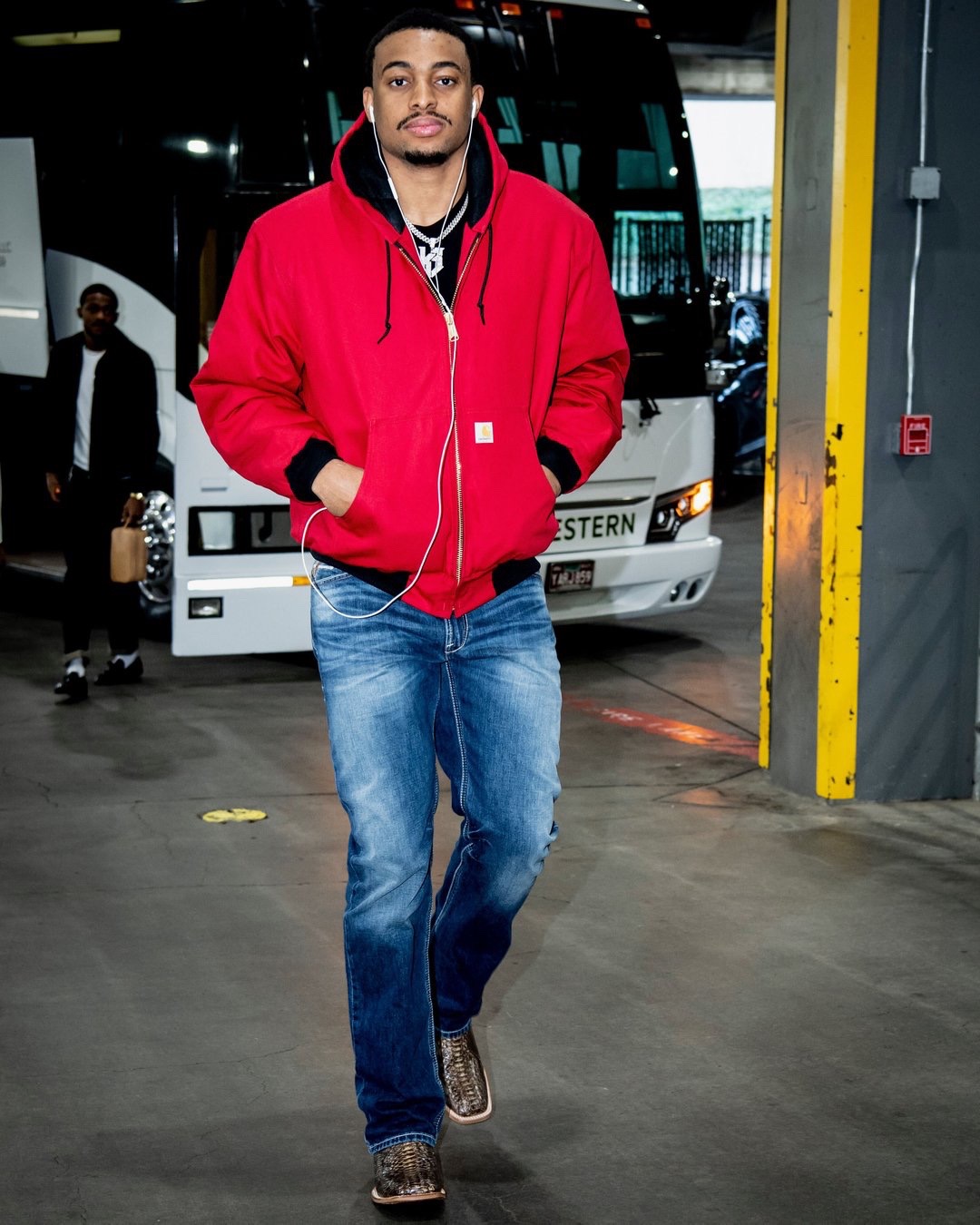 Spurs players put on unique denim looks ahead of Game 3 vs Blazers
