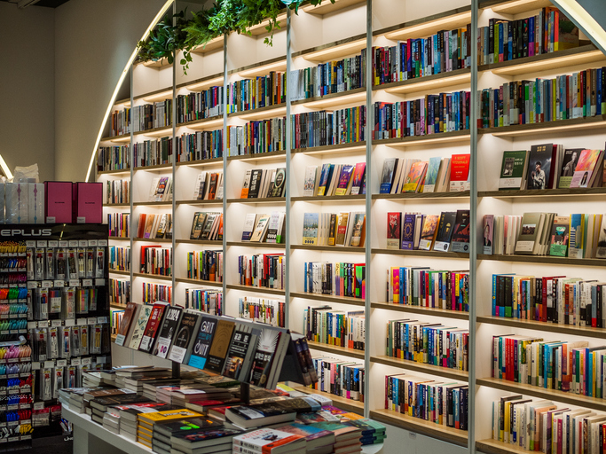 Commentary: A boom of bookstores, just when we need them most — Mark Pearson