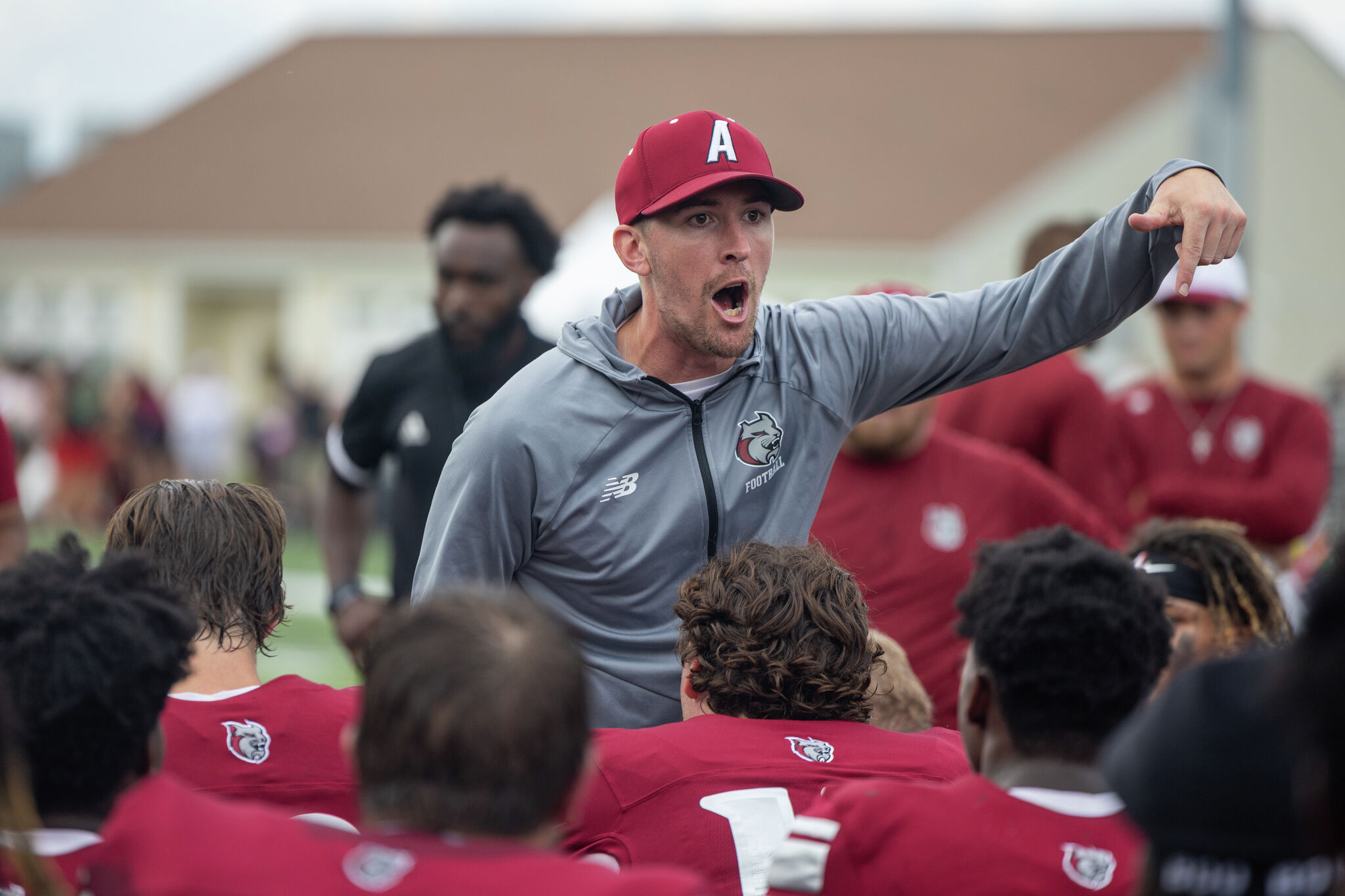 Former Woodland football standout wins first game as MIT offensive coordinator