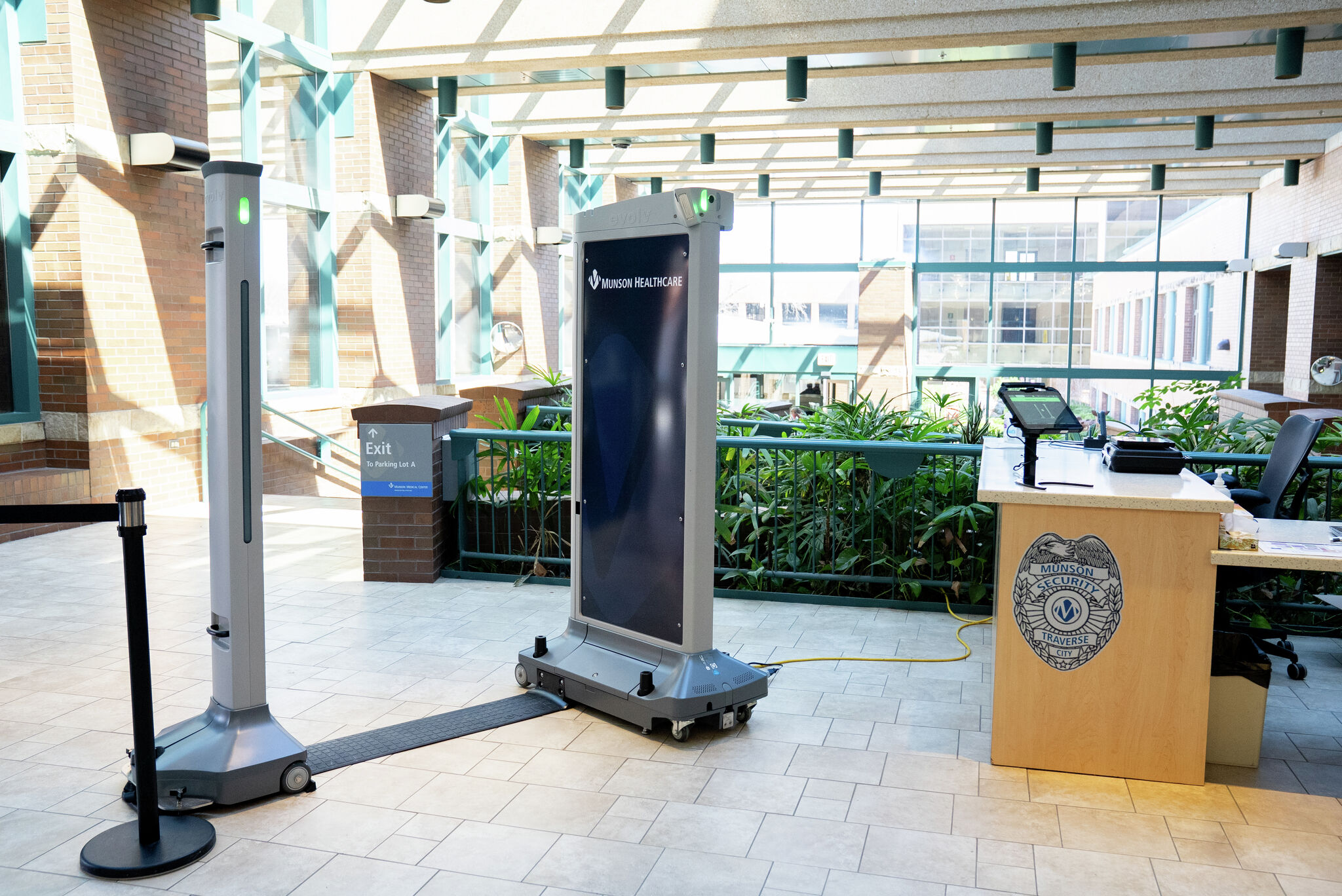 Munson Medical Center installs security, weapons detection systems