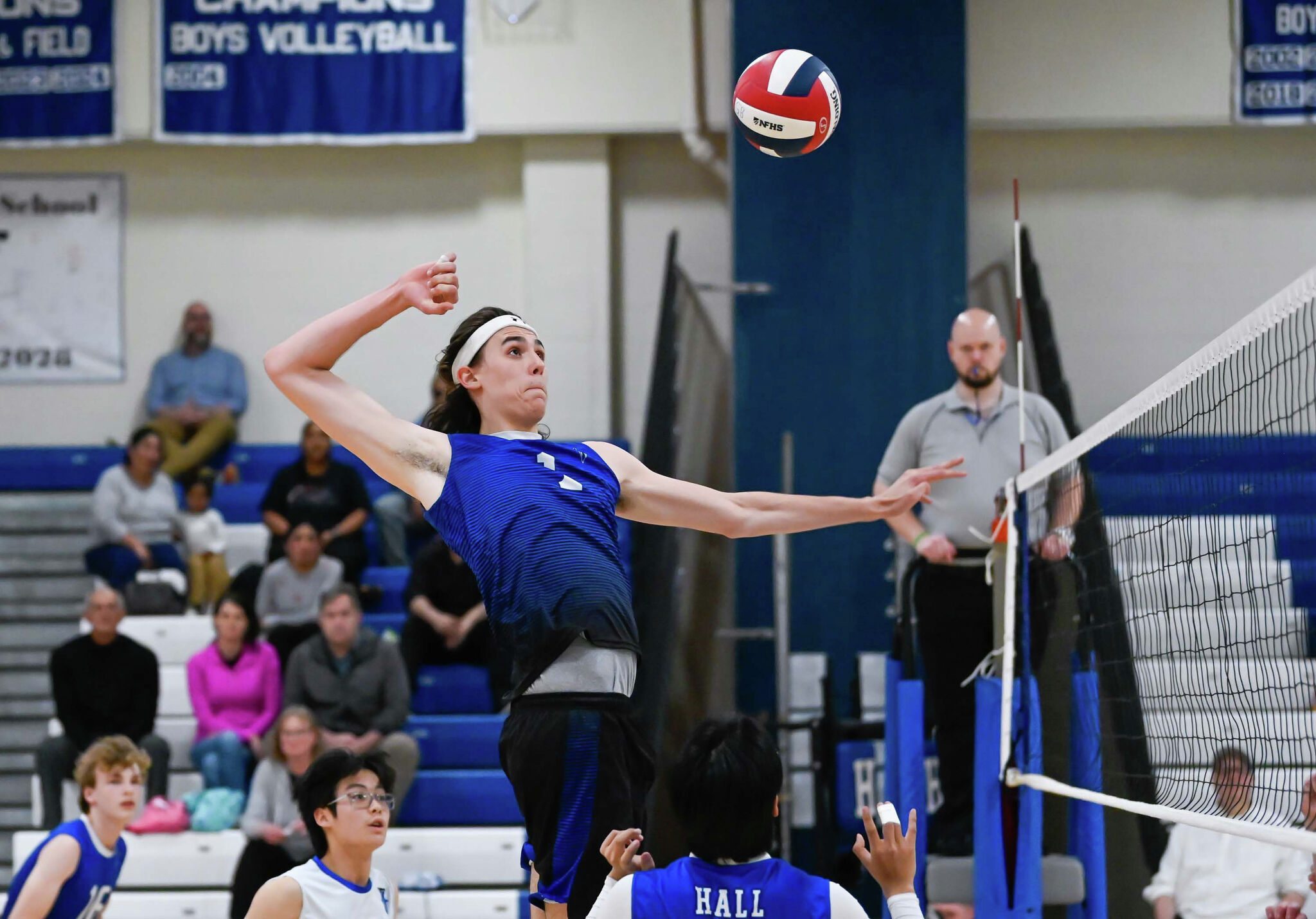 Path Hall Hall boys volleyball player Ian Waddington cut unique home-school path