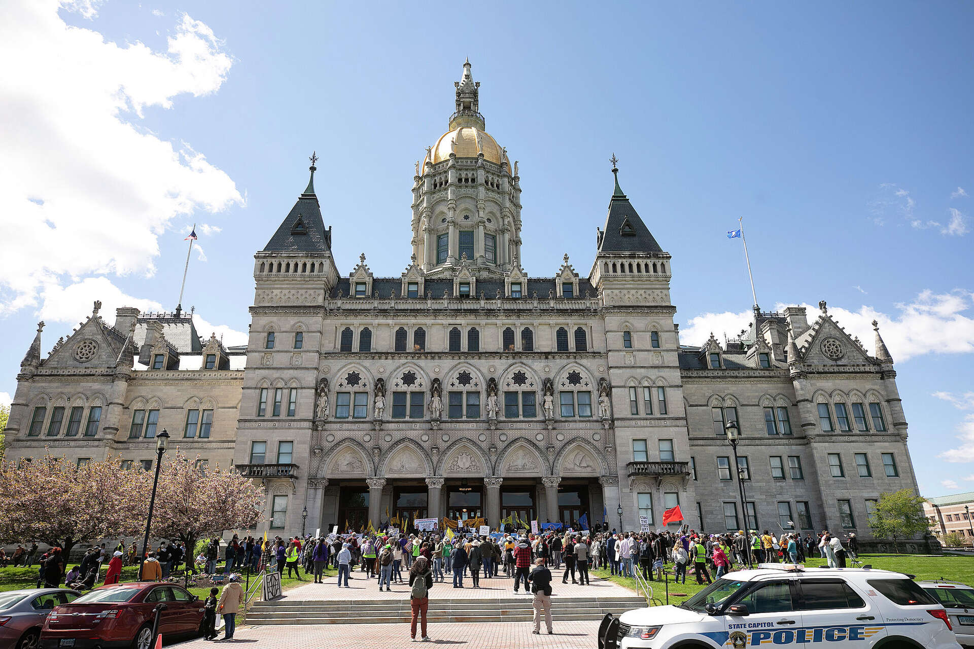 CT budget sends extra money to towns. See how much