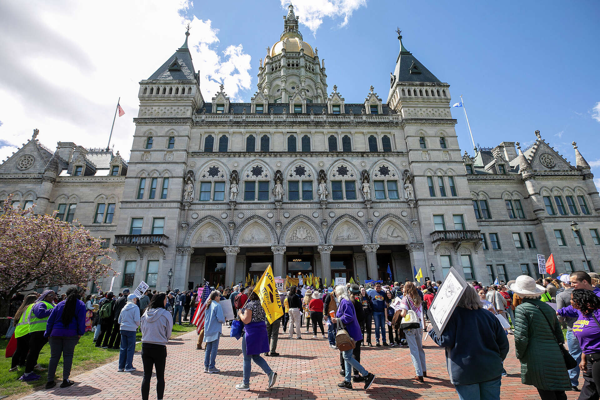 Little state tax relief in CT despite another $2 billion surplus