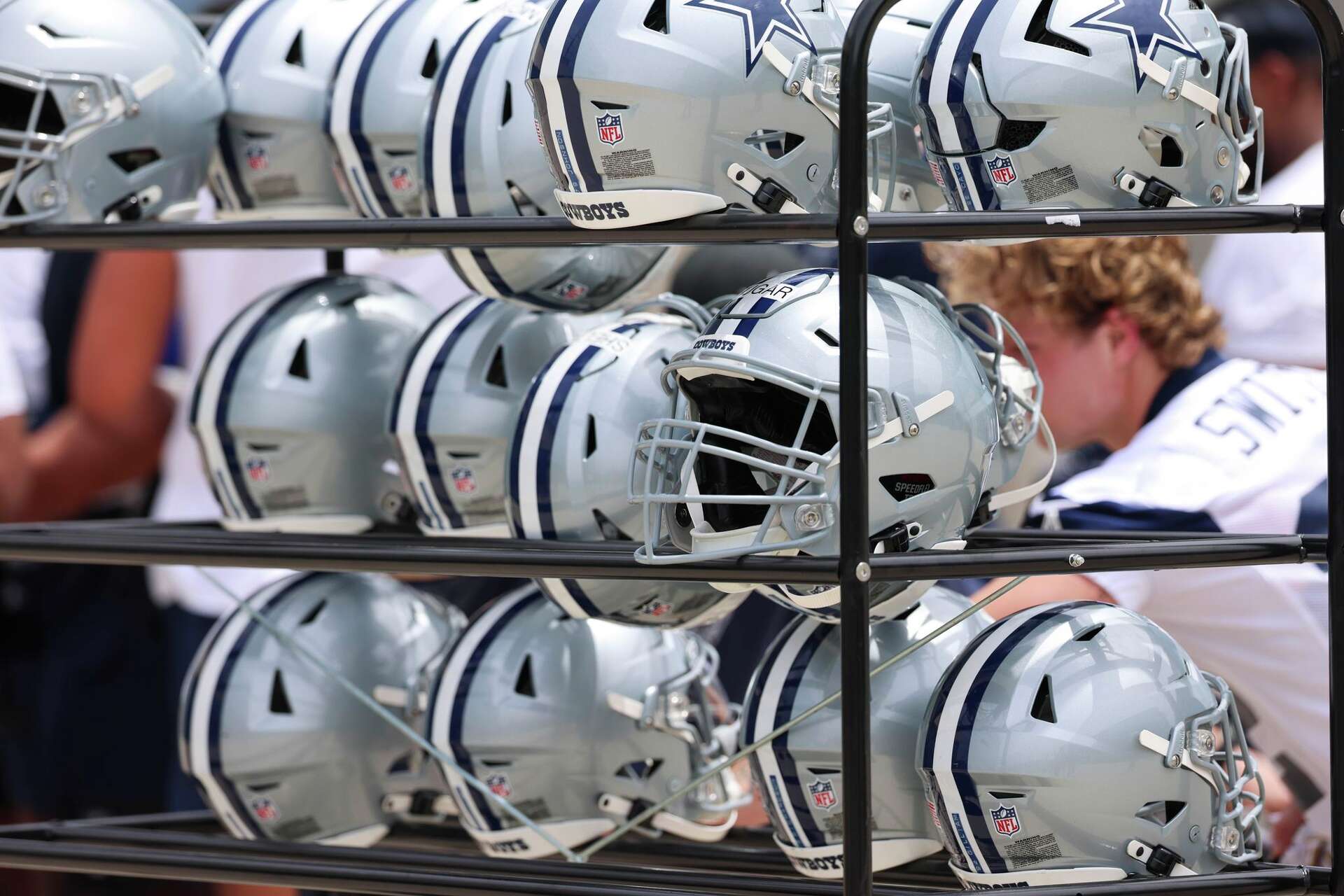 Dallas Cowboys add one UDFA rookie offensive tackle, waive another