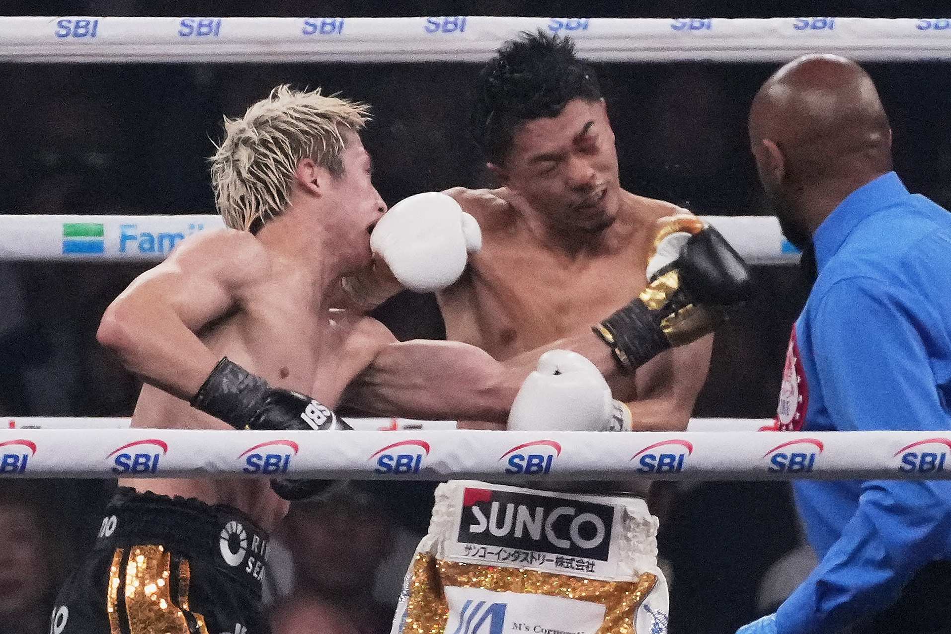 Naoya Inoue beats Junto Nakatani by unanimous decision in Tokyo to retain super-bantamweight belts