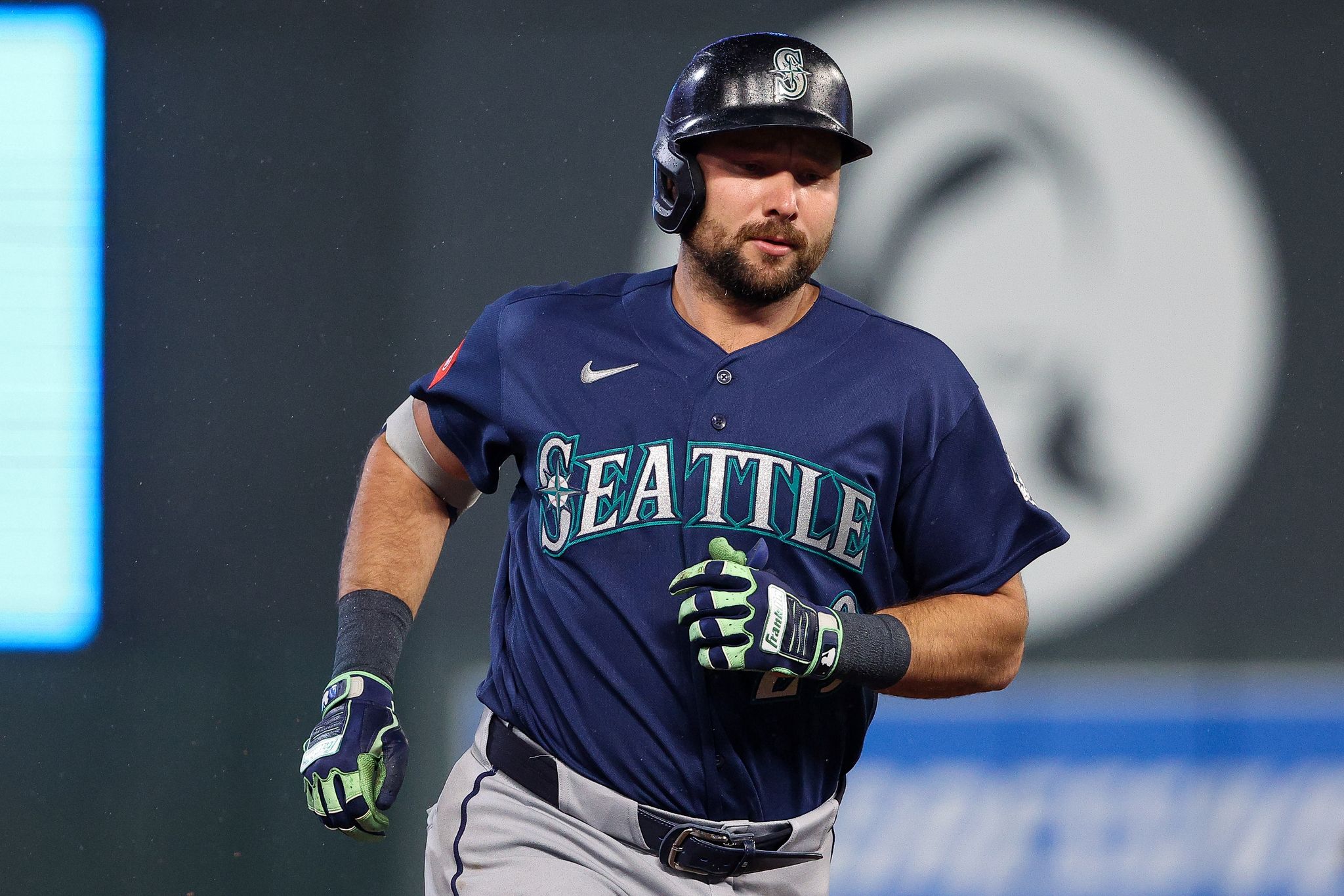 Cal Raleigh scratched late from Mariners' lineup