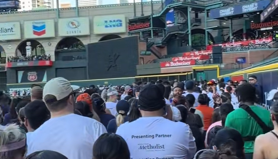 chron.com - Michael Shapiro - Astros charity race participants furious over event logistics