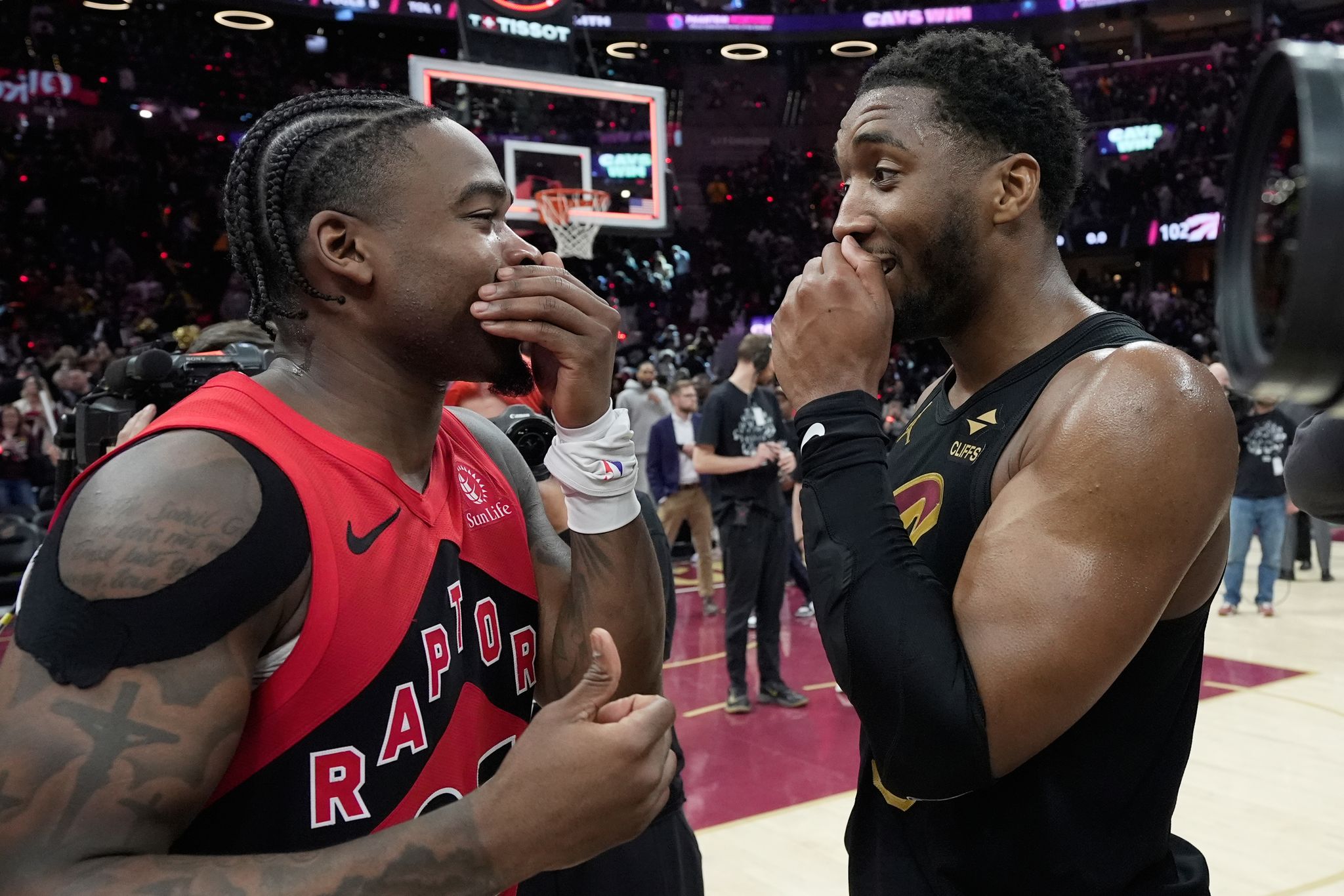 Allen ties playoff career high with 22 points as Cavaliers beat Raptors ...