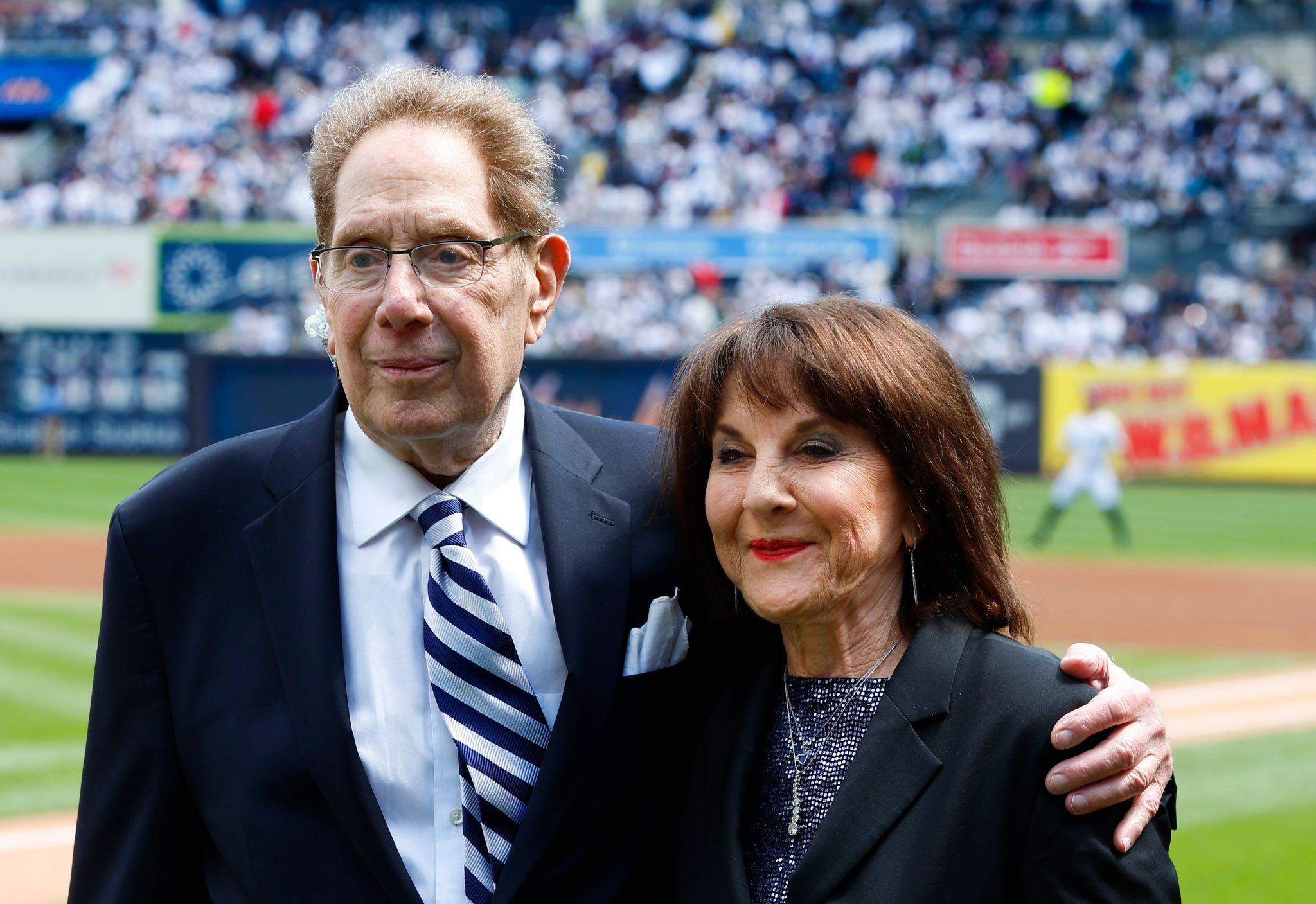 Yankees to pay tribute to radio play-by-play man John Sterling with memorial patch on uniform