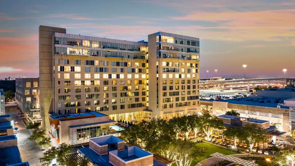 The Moran CityCentre, which underwent an extensive remodel in 2025, was recently sold to the owner of Memorial City Mall, MetroNational.