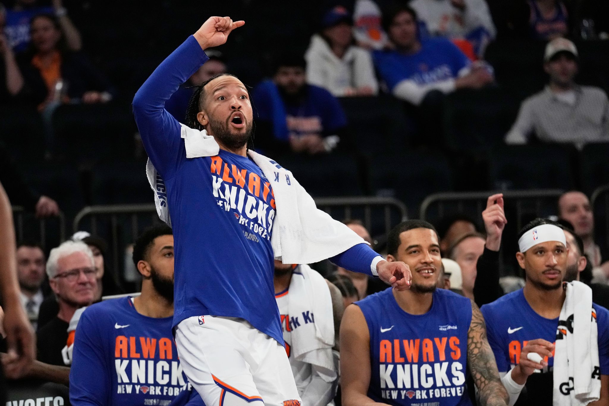 The Knicks are the East favorites in the sportsbooks and suddenly look like it on the court