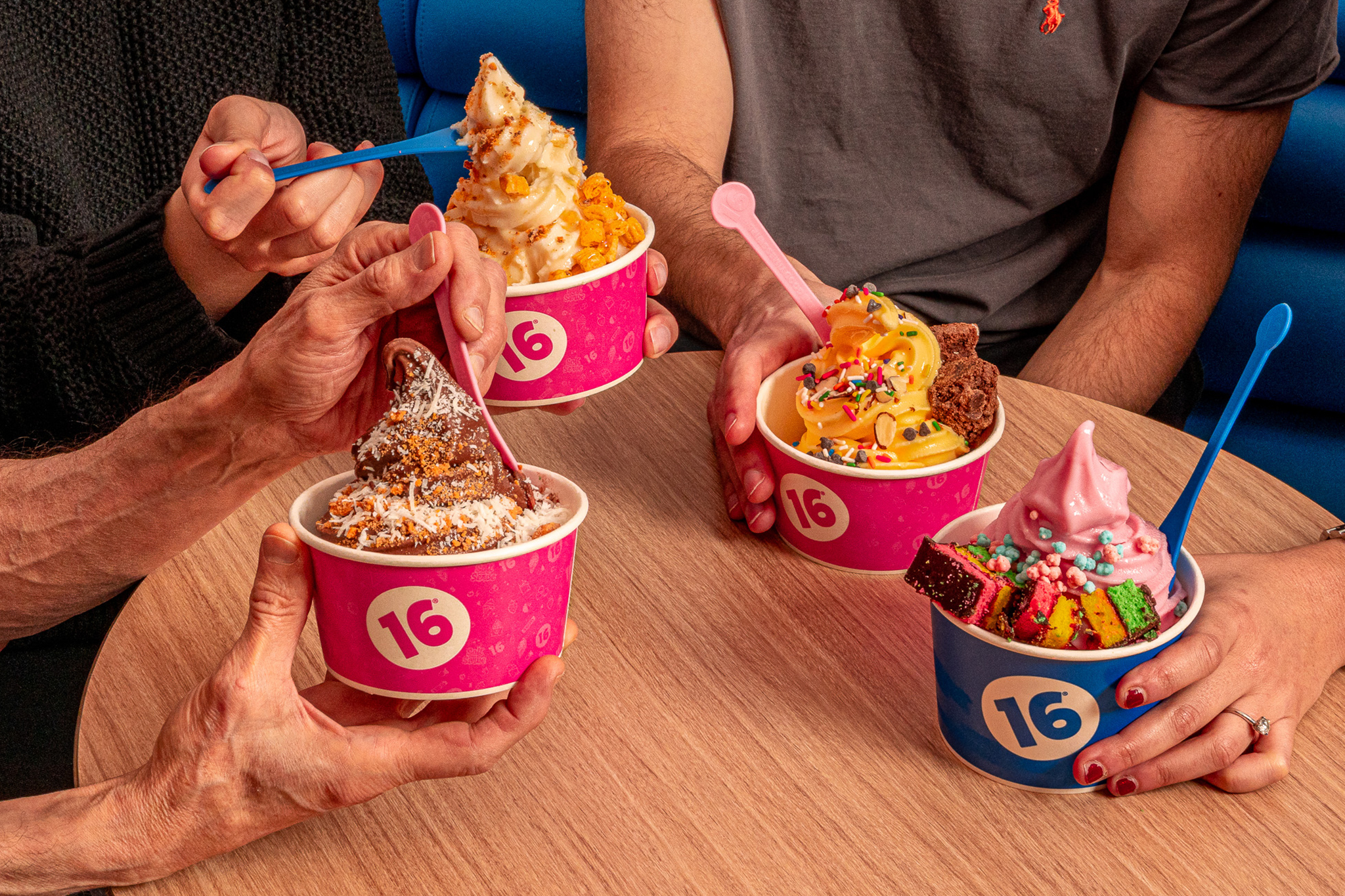 16 Handles, a cult-favorite frozen yogurt chain from NYC, is coming to Calif.