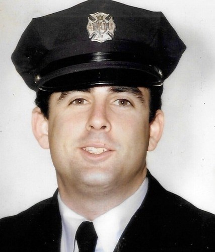Despite injury, firefighter Tommy Kelly's 'bigger than life personality' endured
