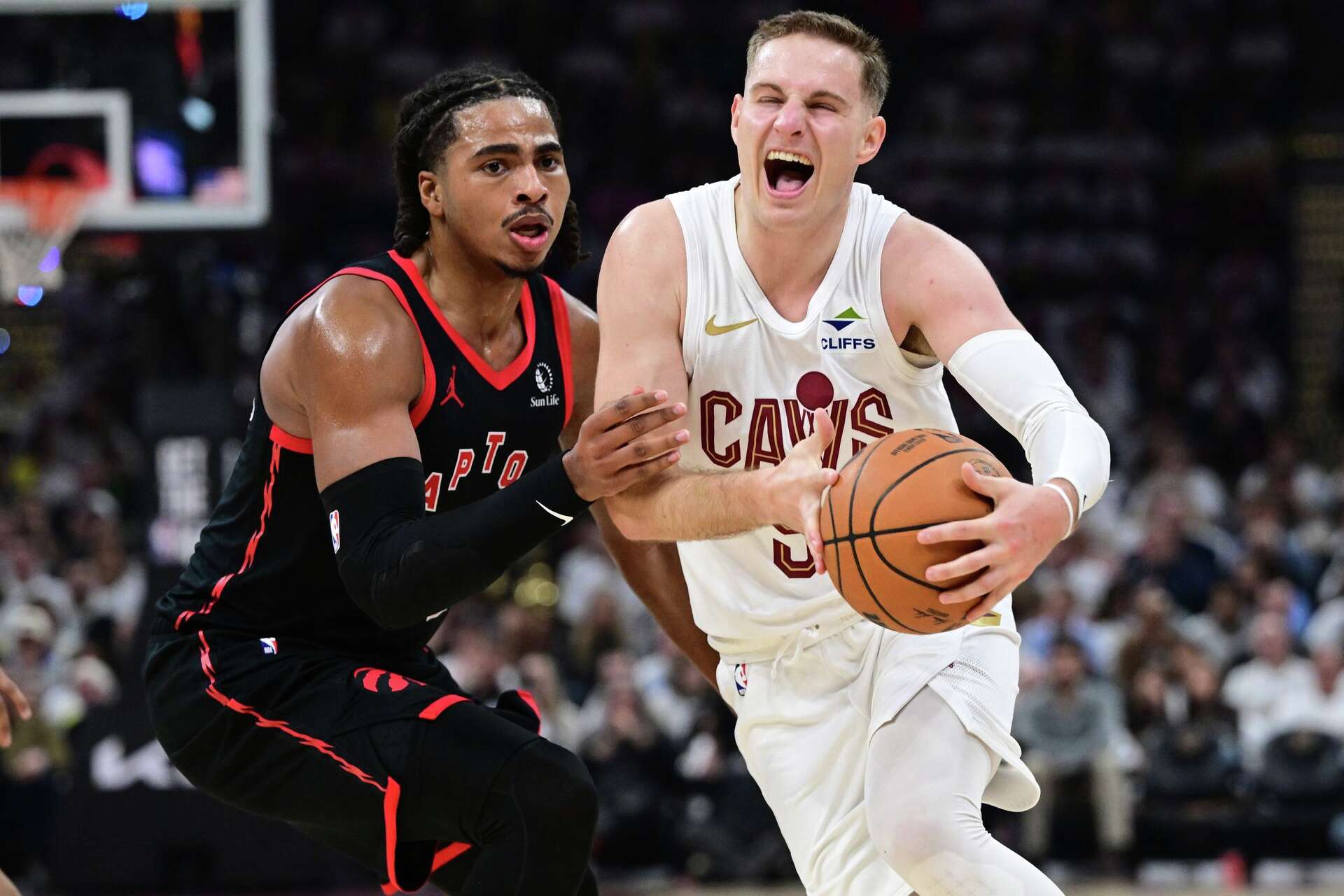 Cavaliers guard Sam Merrill gets MRI on hamstring and sits out practice ...