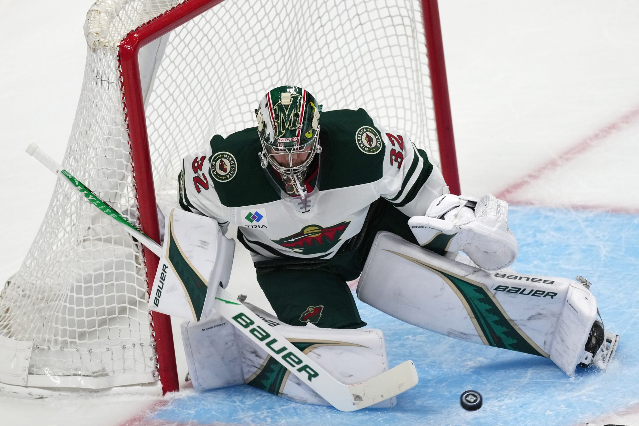 Avalanche depth turns into 14-goal statement as they take 2-0 lead in second-round series over Wild