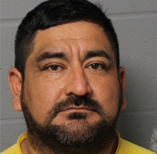 New York man charged with illegal dumping in North Haven, police say