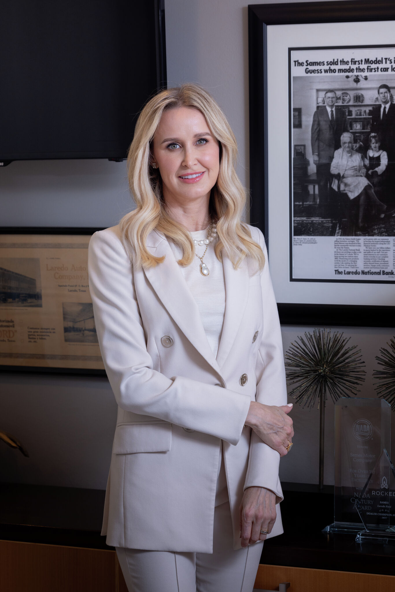 Evelyn Sames wins 2026 Laredo Business ICONS award