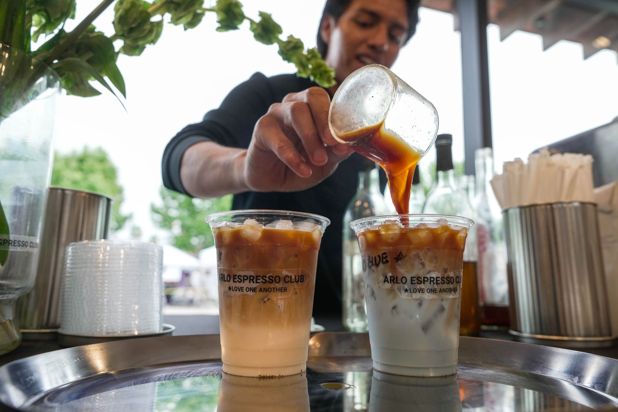 How a UH student built a coffee brand and running club around community