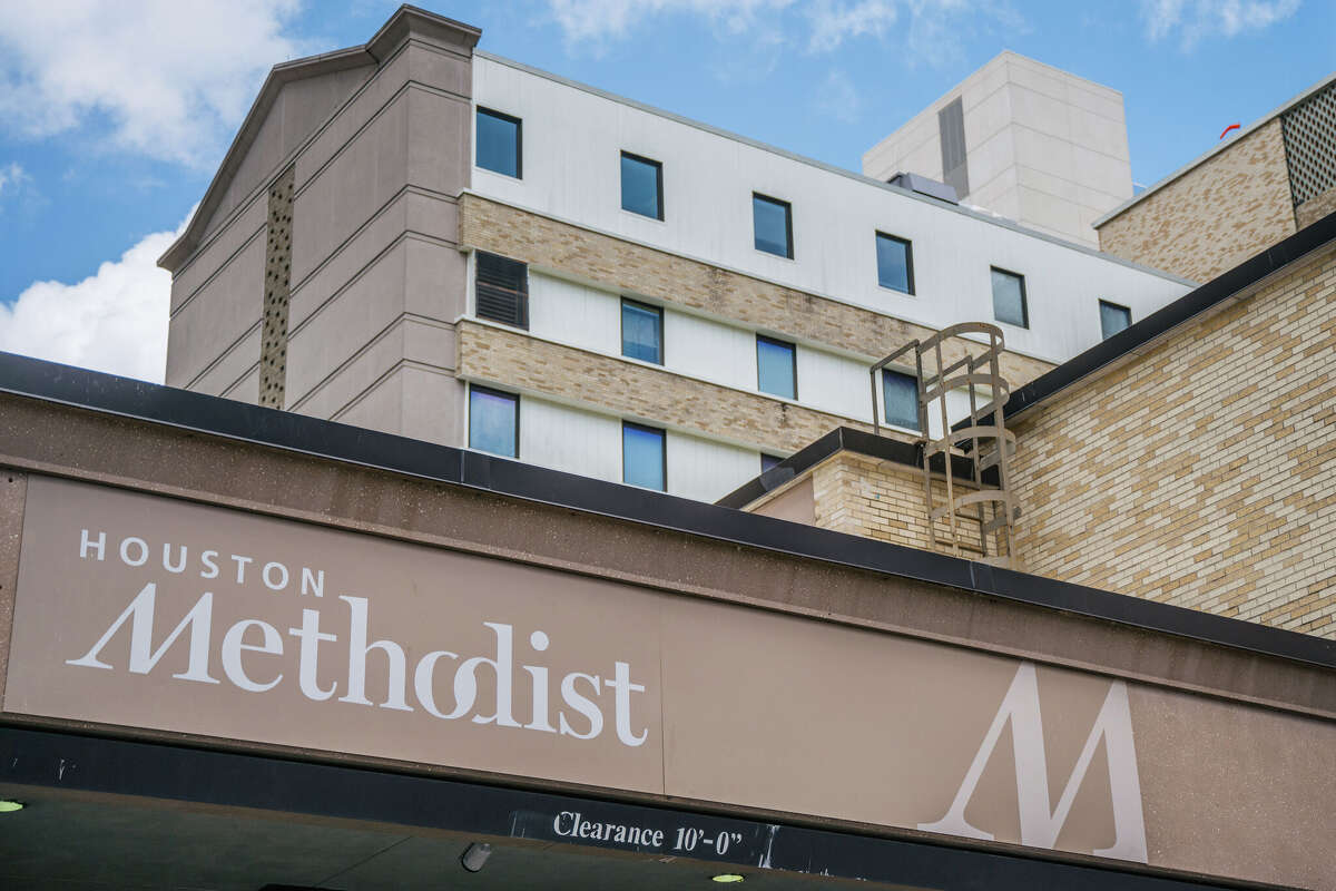 A Houston Methodist employee was stabbed inside her vehicle in a hospital parking garage on Monday morning.