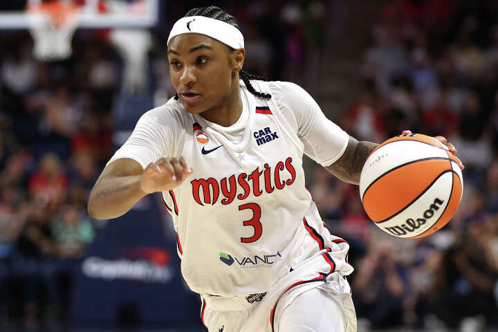 Former Texas star Rori Harmon scores first points for WNBA's Mystics