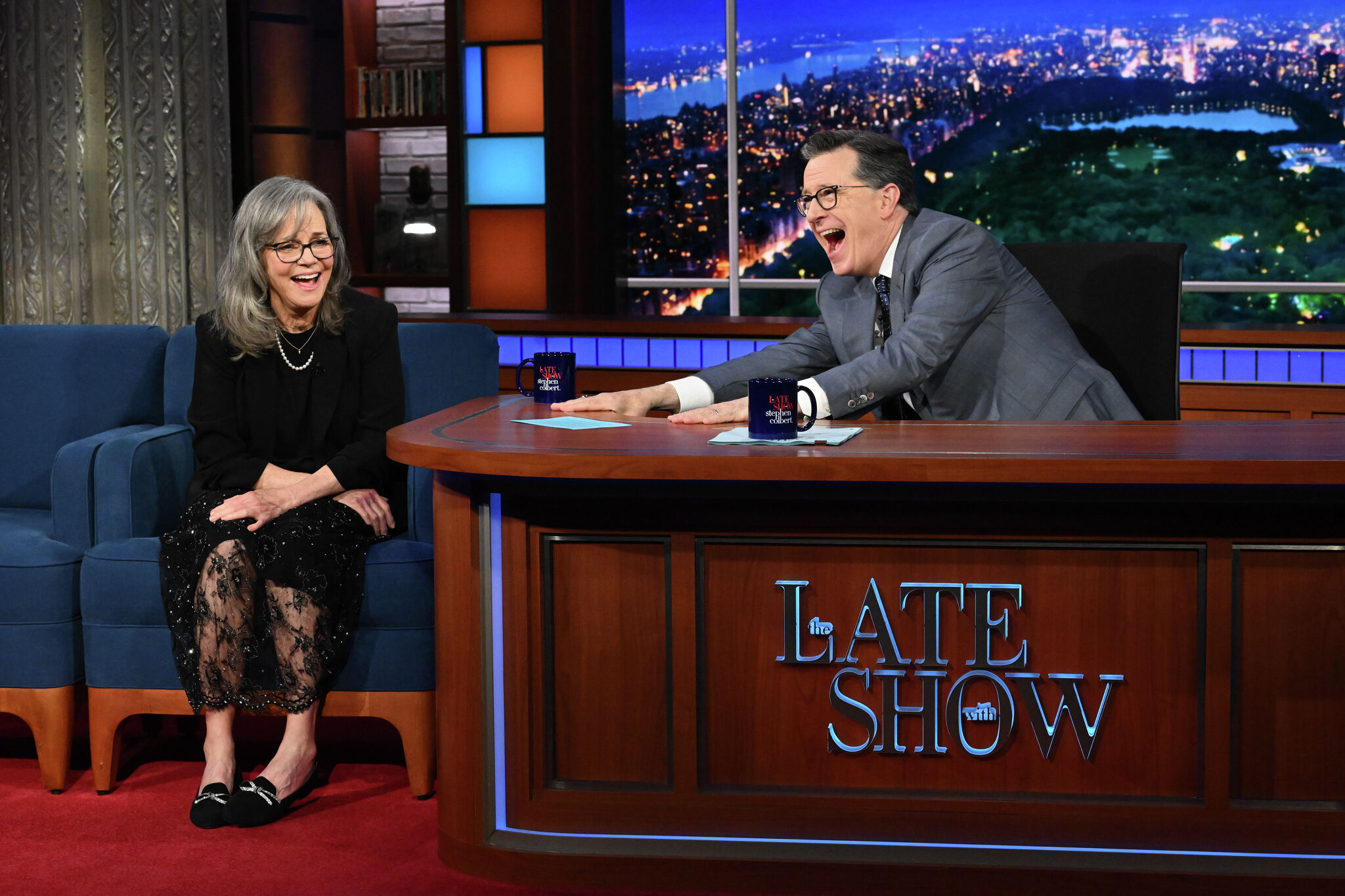 Sally Field says Robin Williams never made her laugh