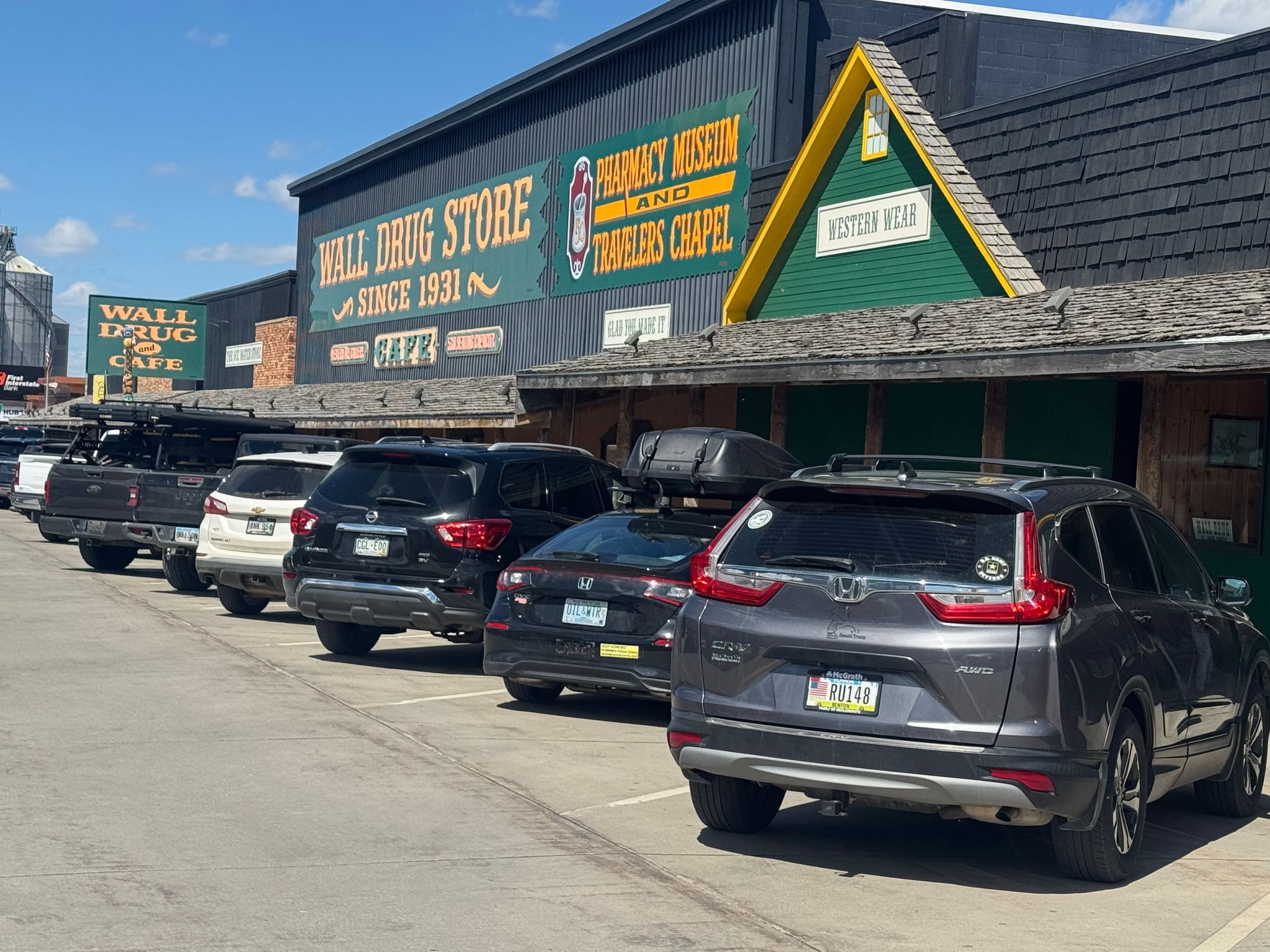 chron.com - BART PFANKUCH/South Dakota News Watch - South Dakota tourism leader: High gas prices could hold 'silver lining'