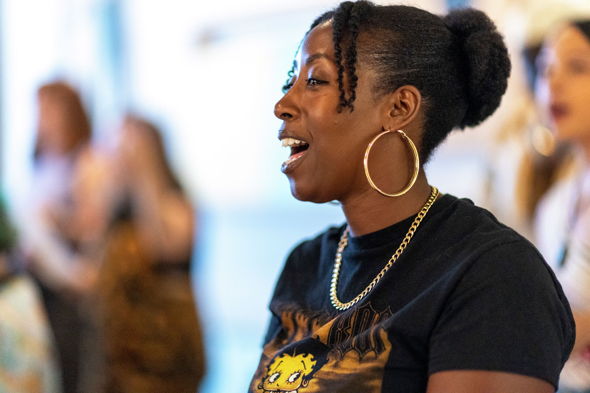 San Antonio drop-in choir invites everyone to sing a 'Thong Song'