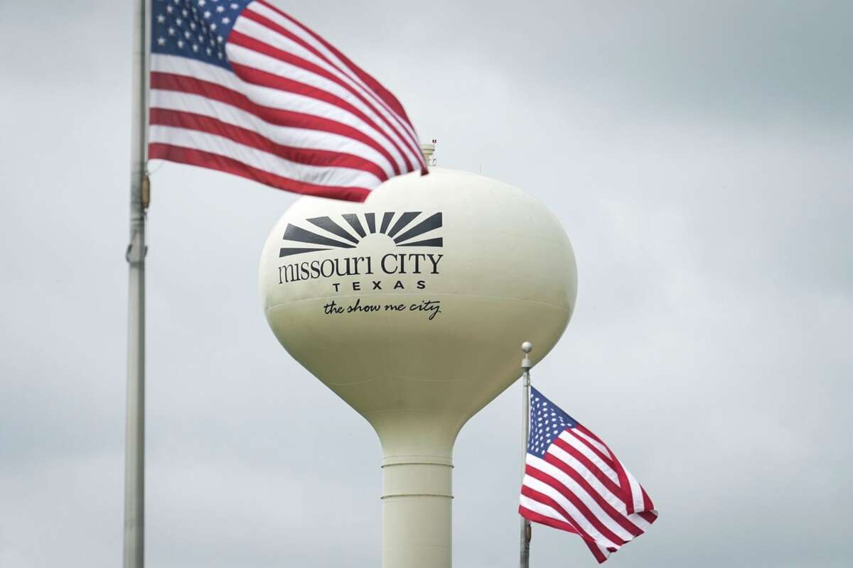 The Missouri City water tower is shown in Missouri City on Thursday, April 30, 2026.