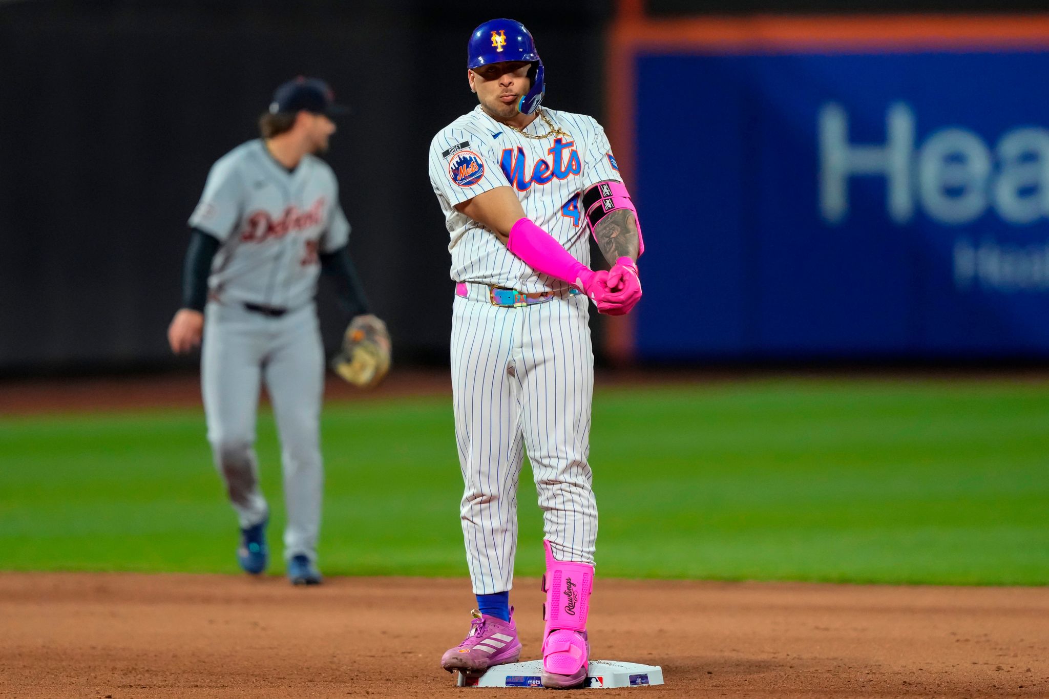 Mets’ Francisco Álvarez to Undergo Knee Surgery for Meniscus Tear