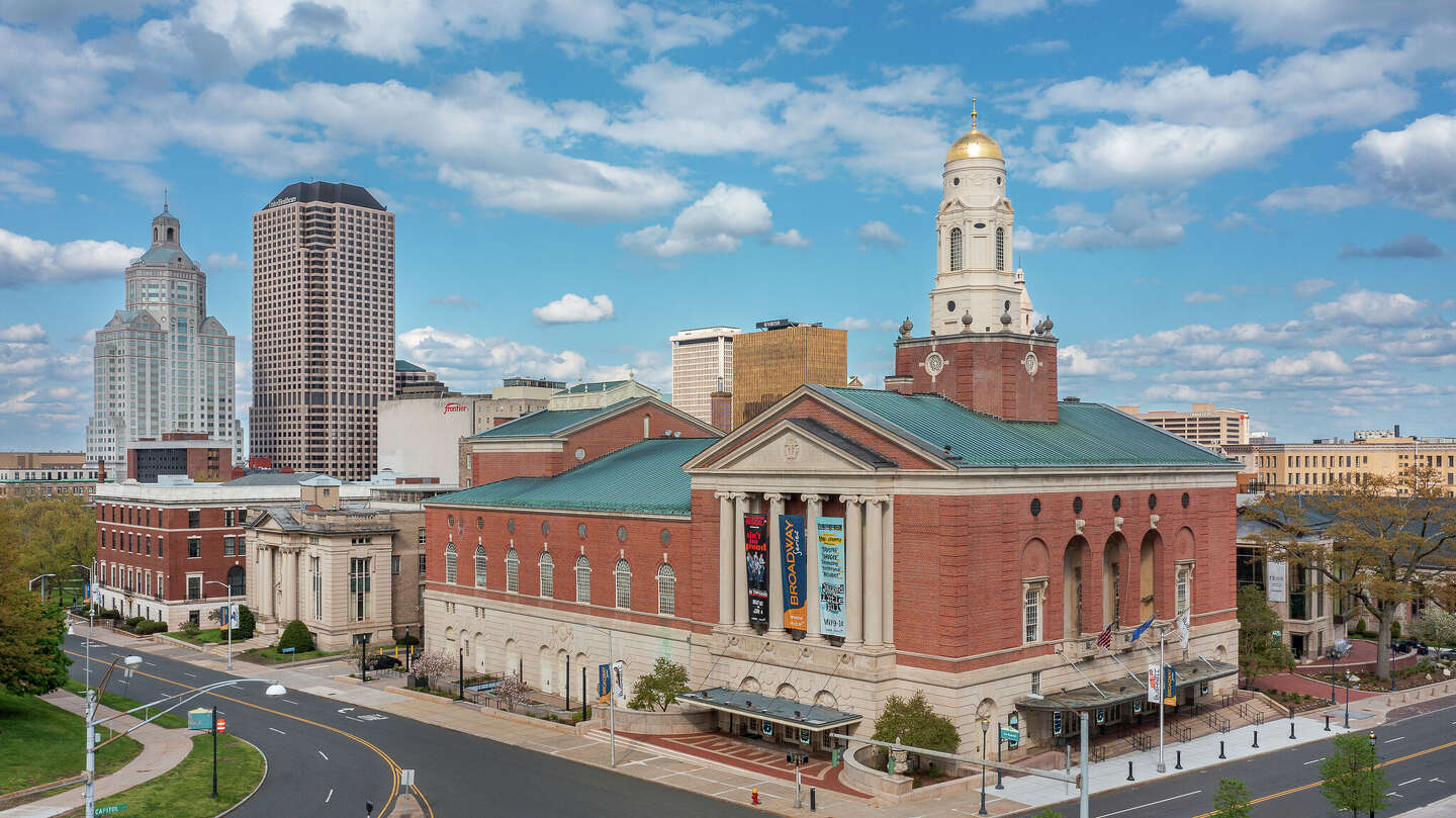 Bushnee Bushnell affiliating with Torrington’s Warner Theatre