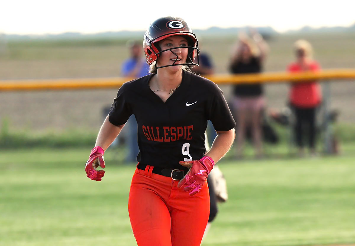 Sadie Sholtis overcomes pitching woes with big season for Gillespie