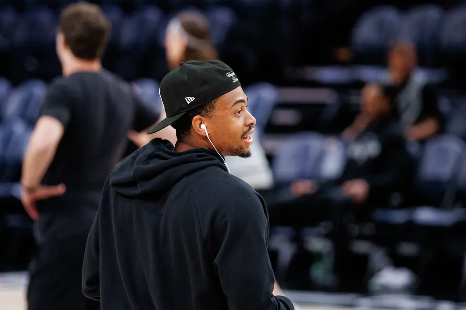 San Antonio Spurs forward Keldon Johnson talks to his teammates during shootaround at Target Center in Minneapolis, Friday, May 15, 2026, as the Spurs prepare for game six of the Western Conference semifinals against the Minnesota Timberwolves.