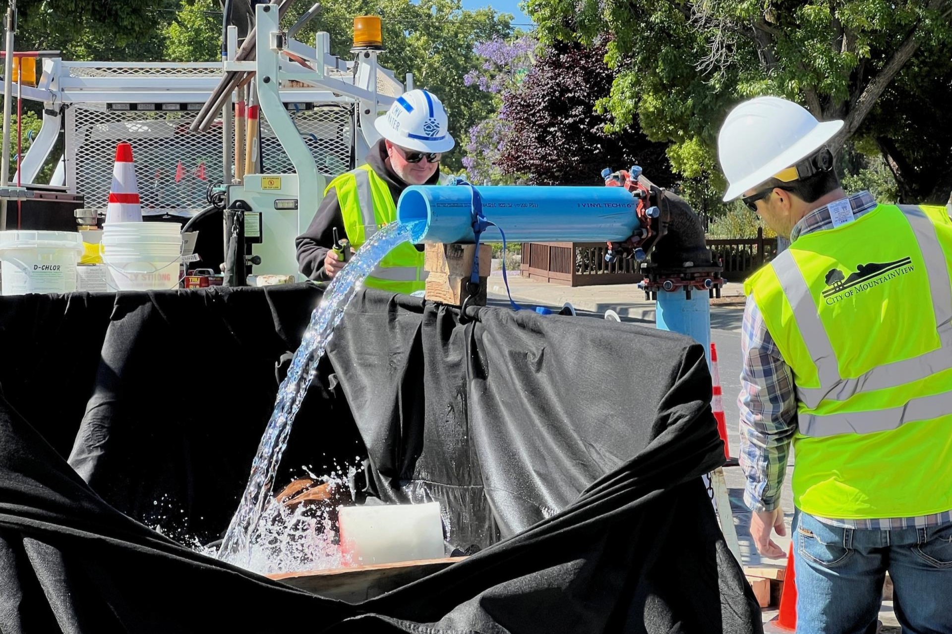https://s.hdnux.com/photos/01/66/22/60/31009818/5/rawImage.jpg