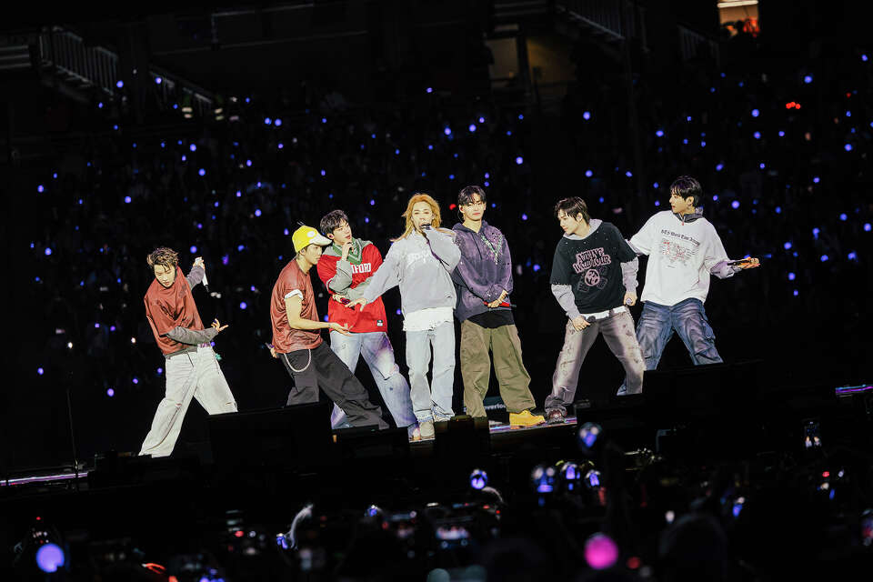 A little embarrassing': BTS overcomes early start at Stanford Stadium