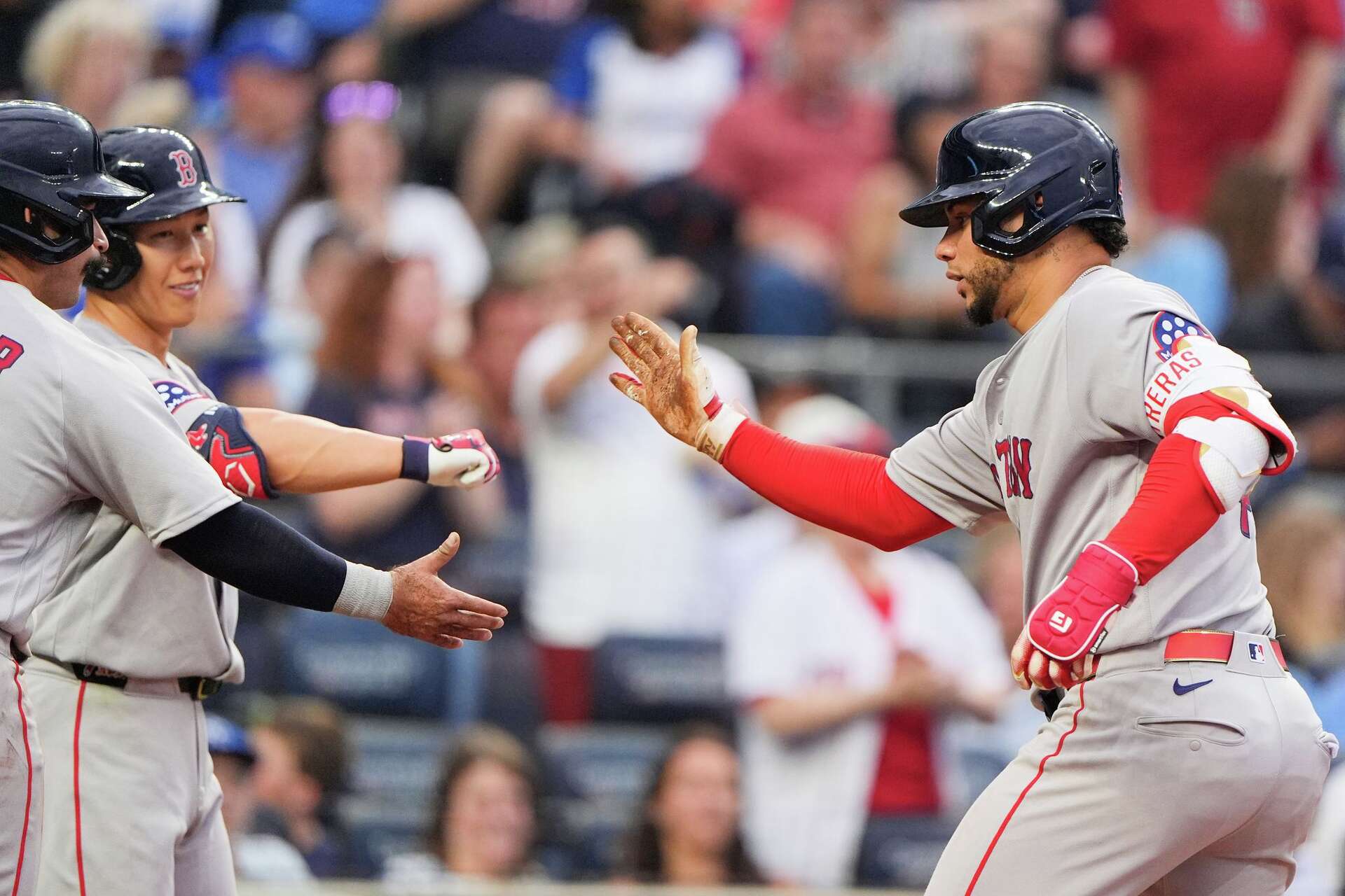 Red Sox beat Royals 3-1 behind Willson Contreras' homer and Sonny Gray's  strong outing