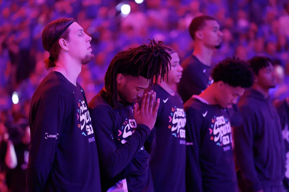 San Antonio Spurs guard Stephon Castle (5) and teammates focus before Game 1 of the Western Conference Finals between the Oklahoma City Thunder and the San Antonio Spurs at Paycom Center in Oklahoma City, Monday, May 18, 2026.