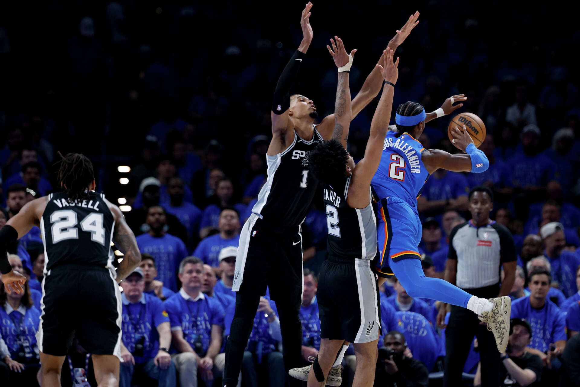 How the Spurs harassed Shai Gilgeous-Alexander into a frustrating nigh