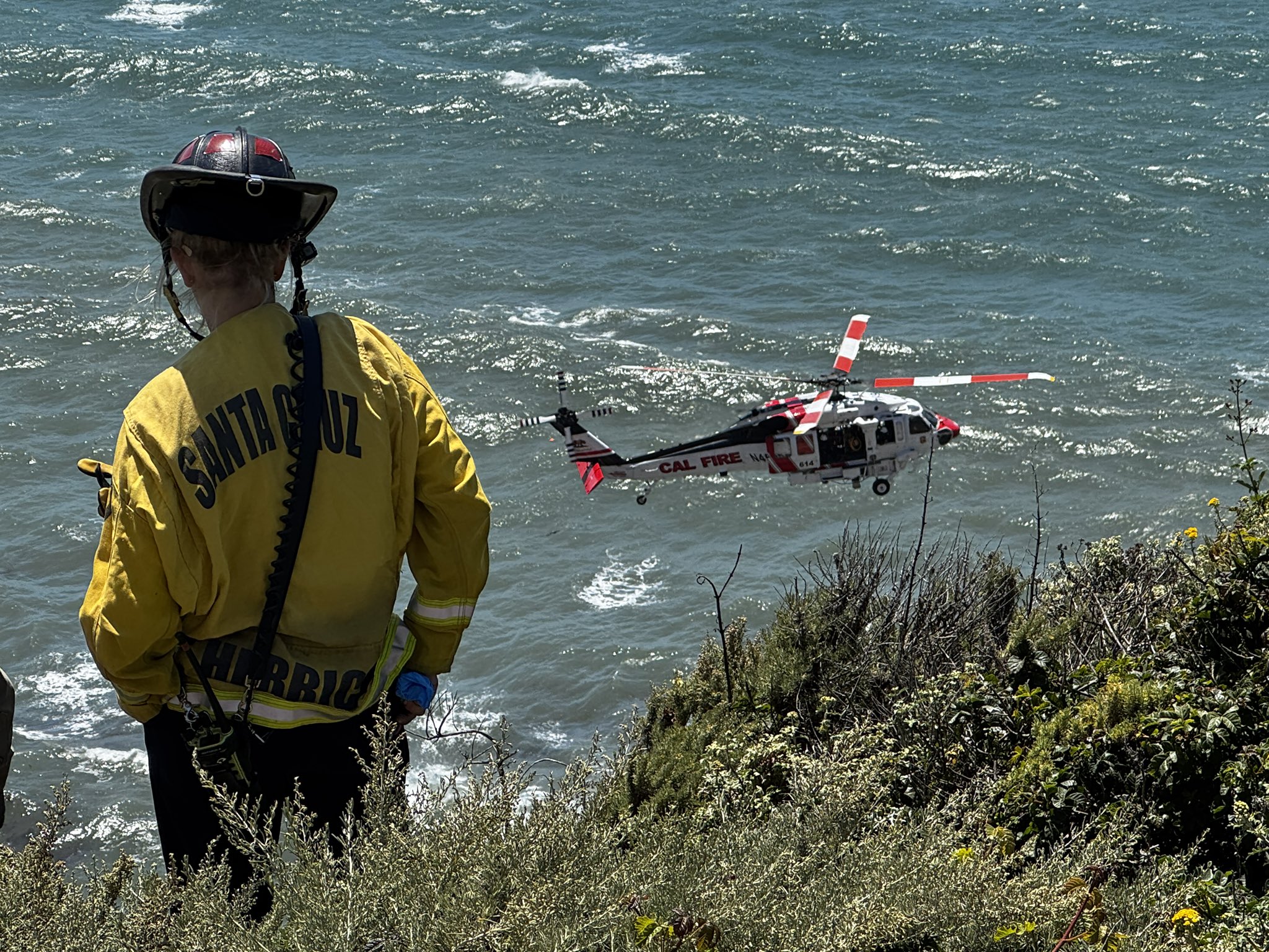 Man dies after car crashes, falls nearly 500 feet off Highway 1 cliff