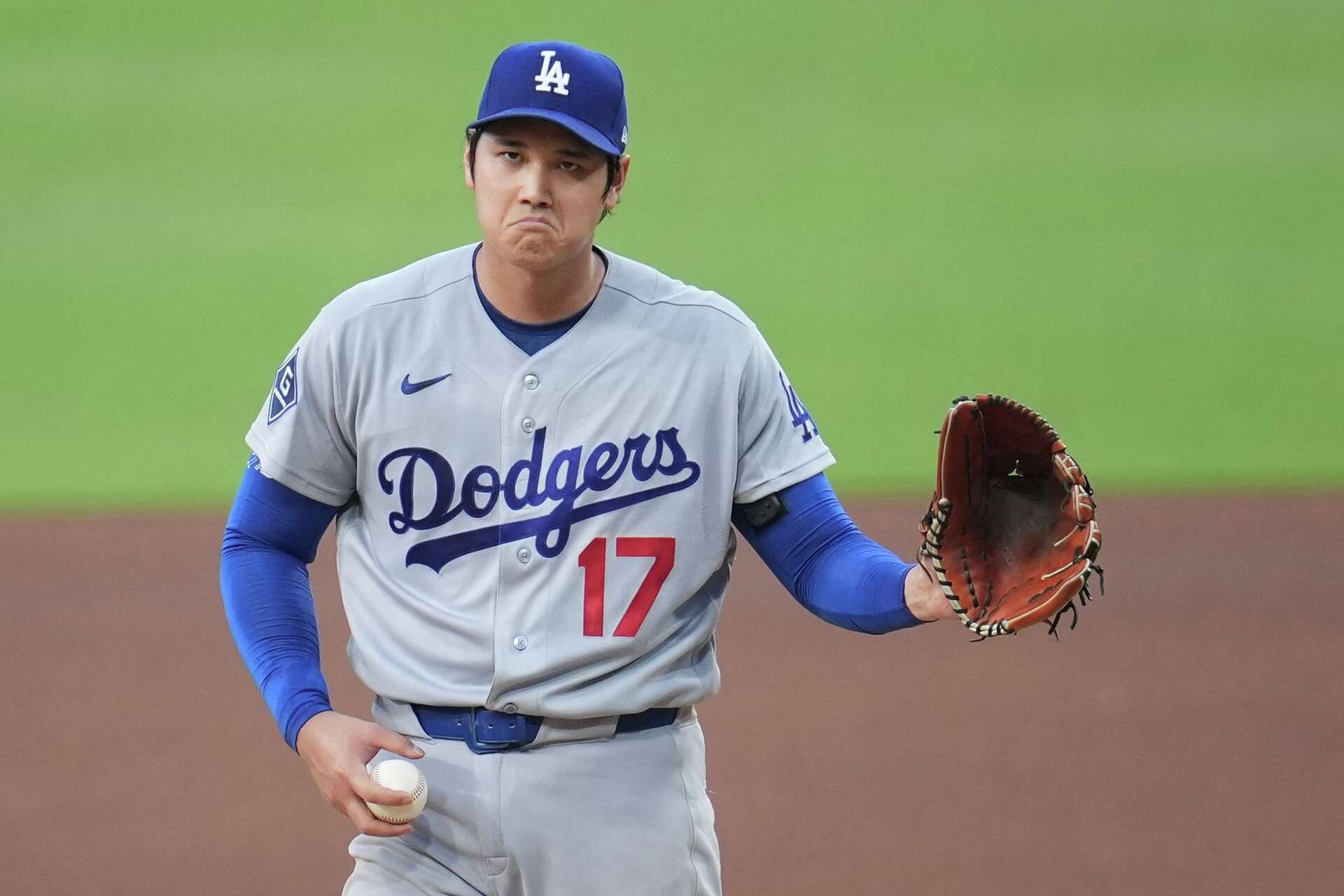 Shohei Ohtani hits leadoff homer, lowers ERA to 0.73 in another 2 